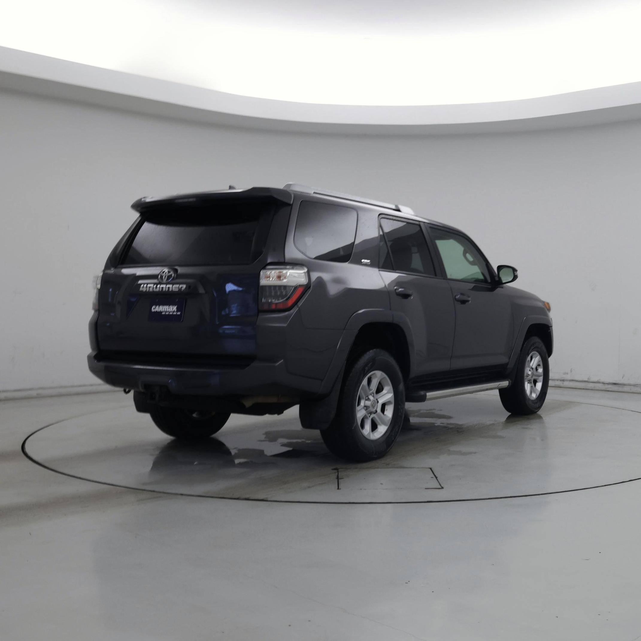 Thumbnail: 2018 Toyota 4Runner - 8