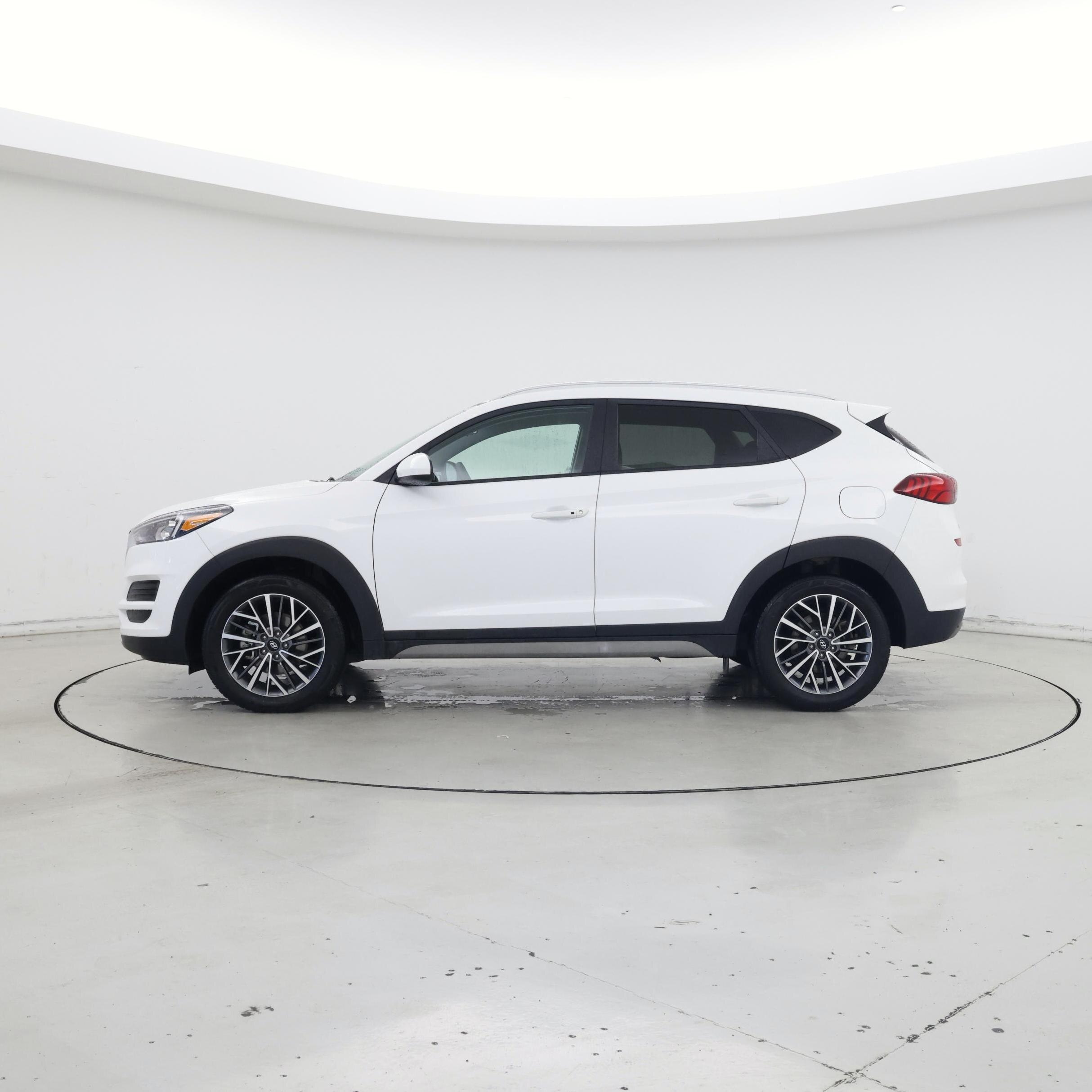 Thumbnail: 2021 Hyundai Tucson - 3