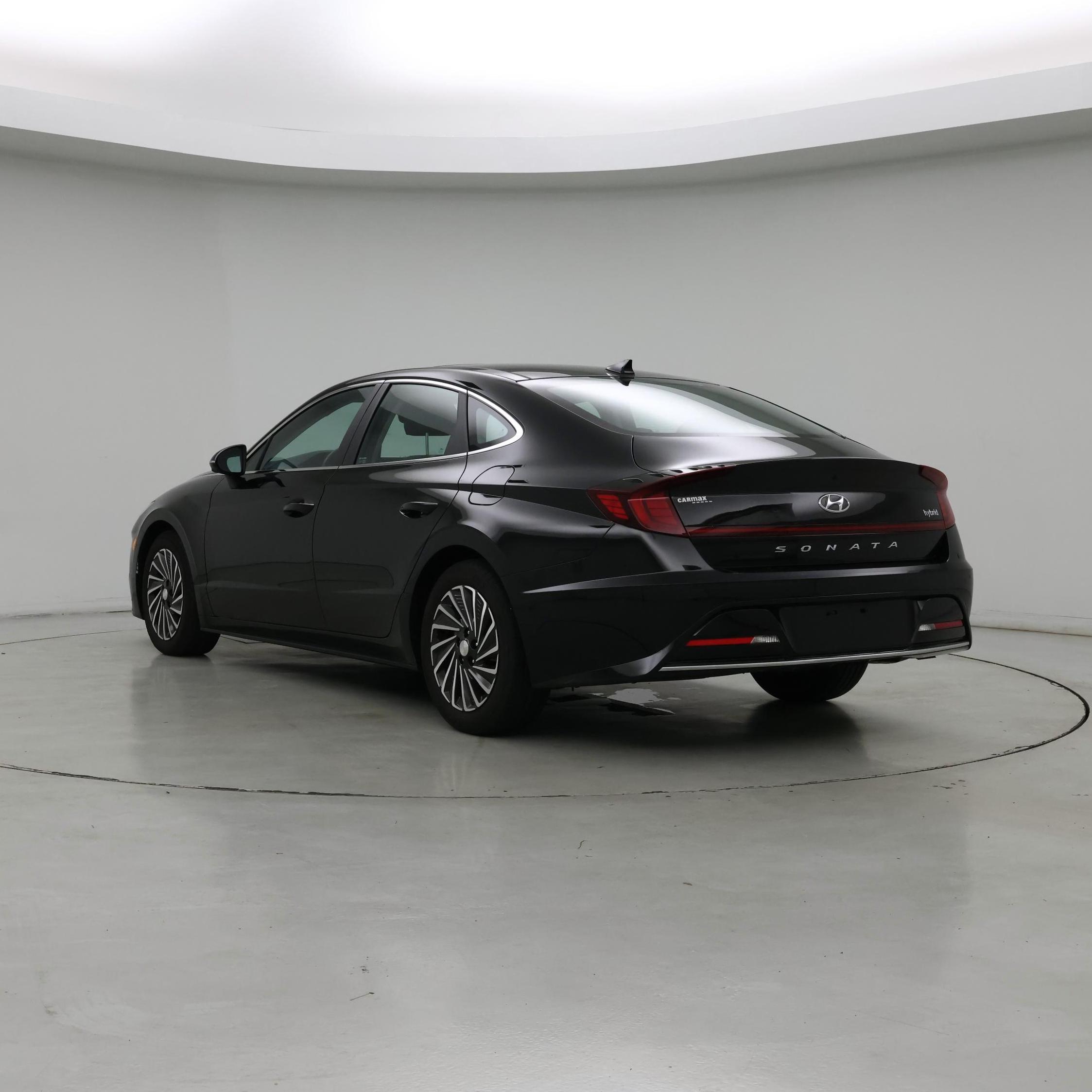 Thumbnail: 2023 Hyundai Sonata - 2