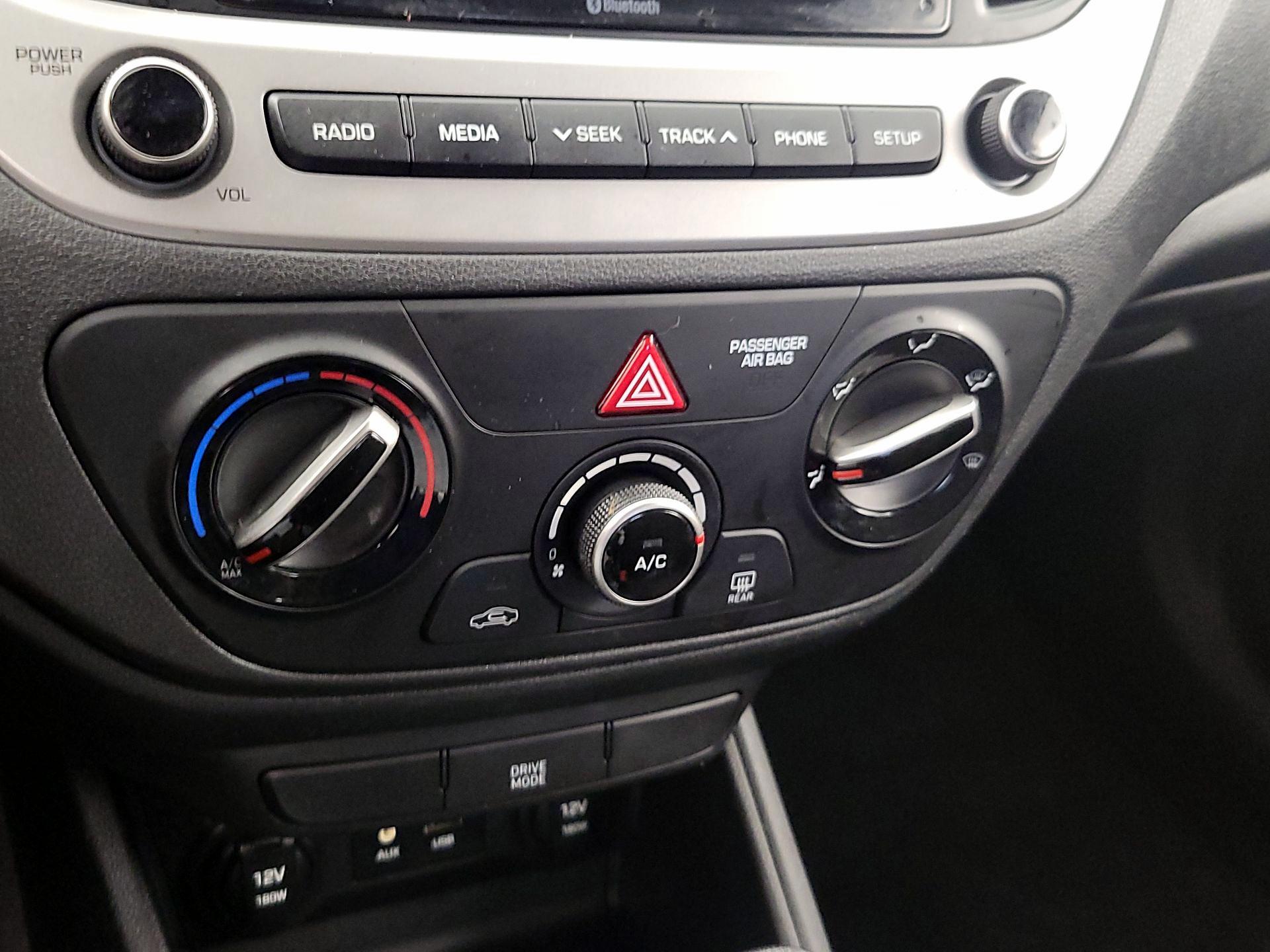 Thumbnail: 2020 Hyundai Accent - 16