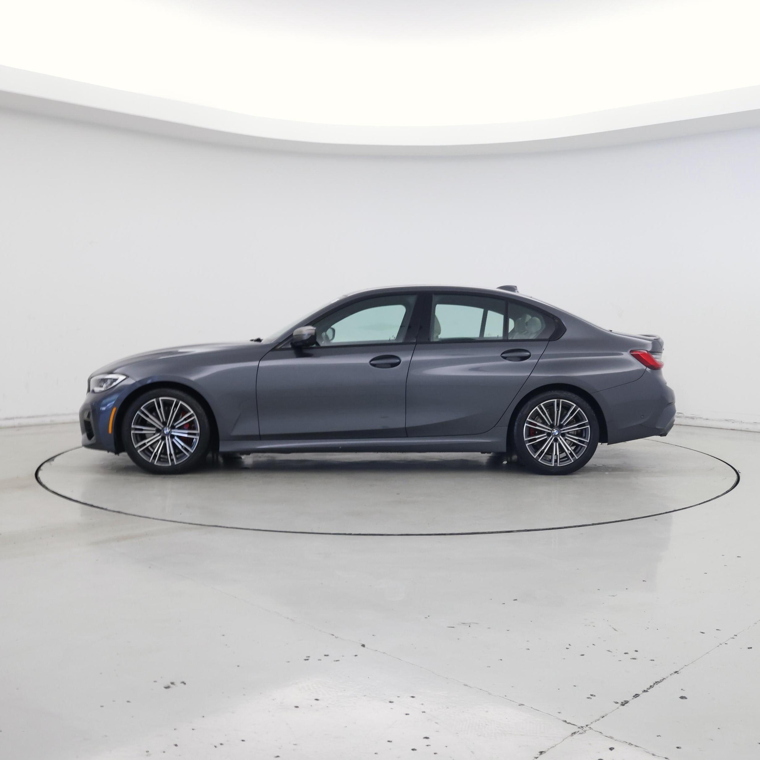 Thumbnail: 2021 BMW 3 Series - 3