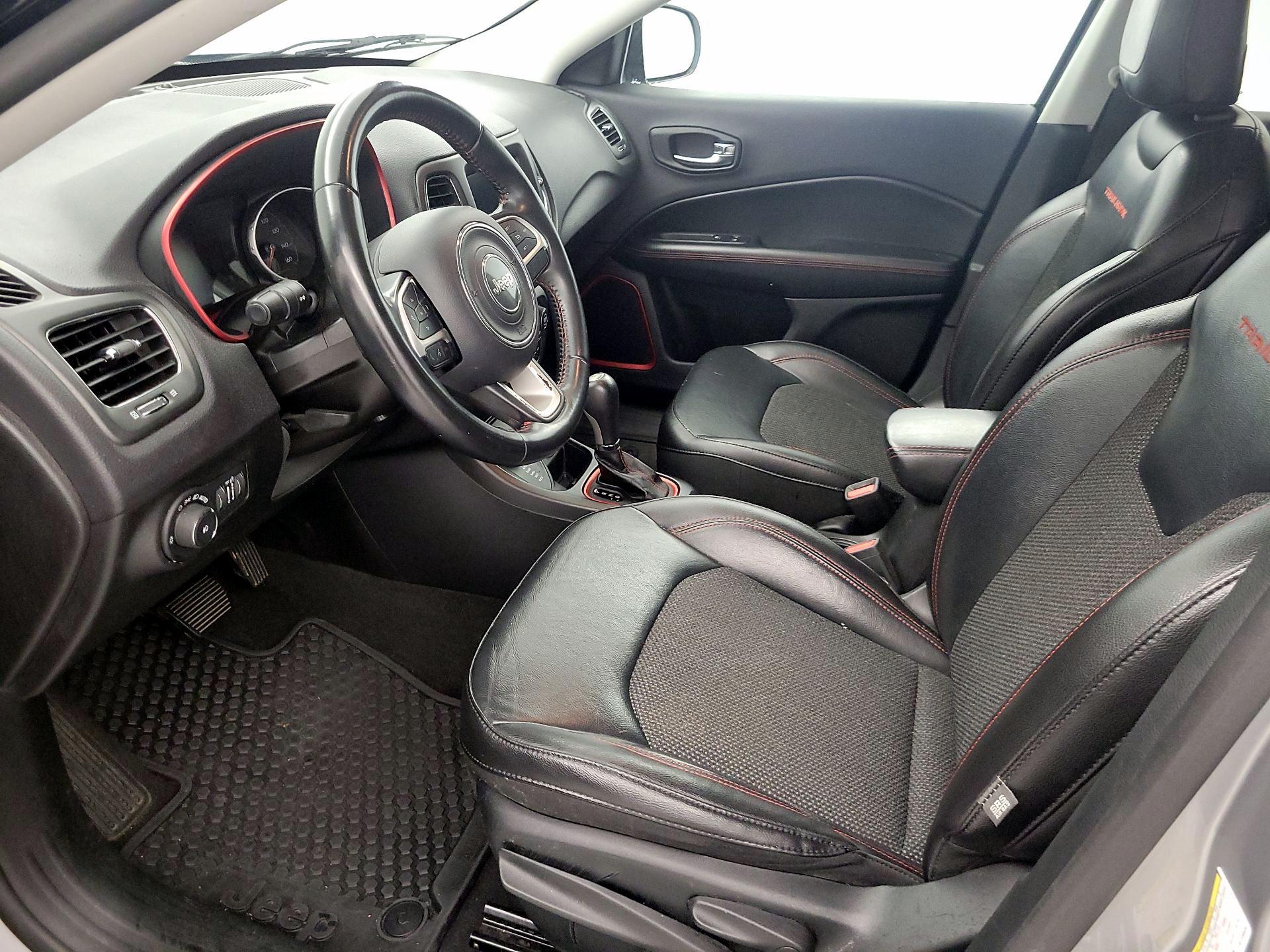 Thumbnail: 2019 Jeep Compass - 11