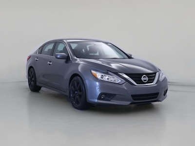 Gray 2017 Nissan Altima SV