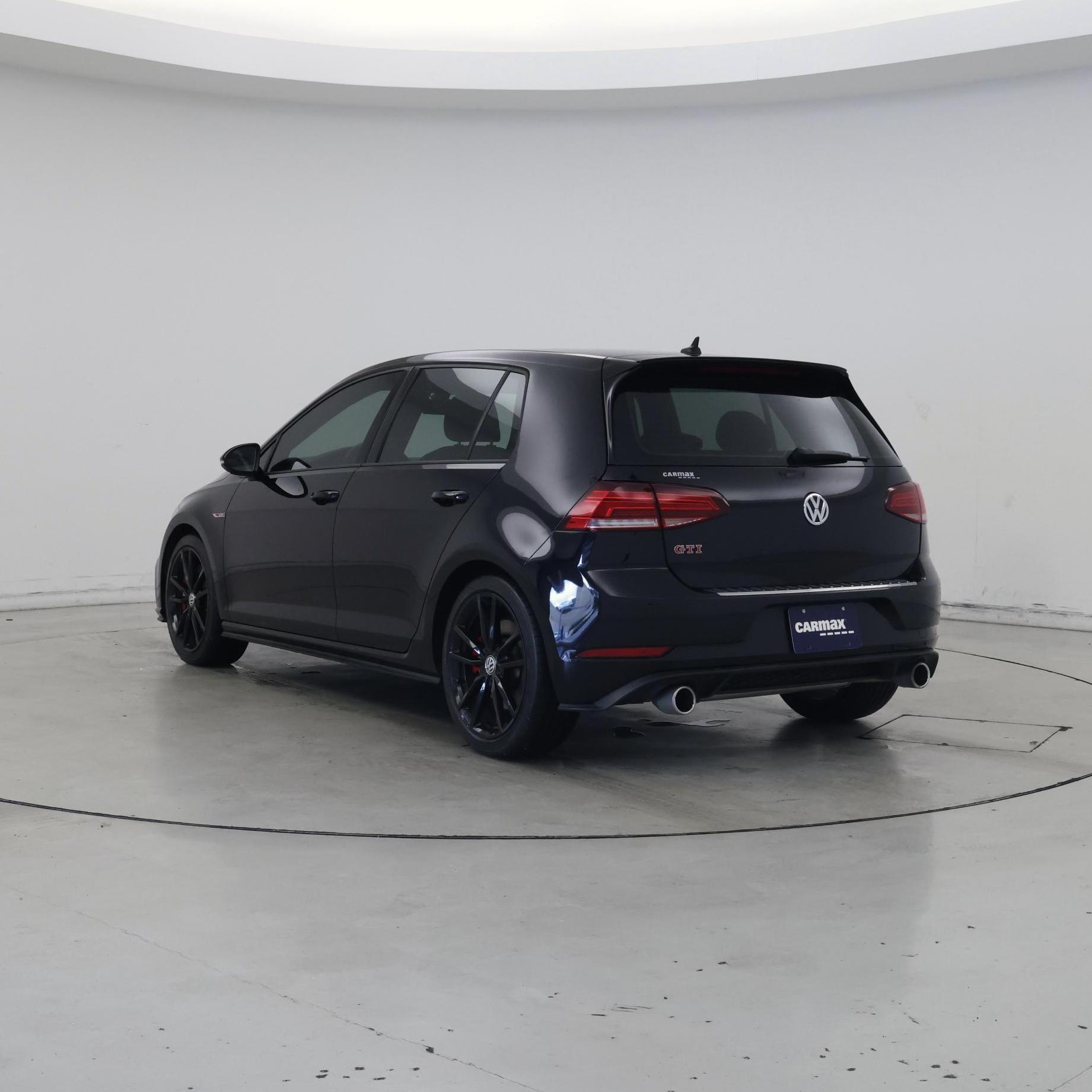 Thumbnail: 2019 Volkswagen Golf - 2