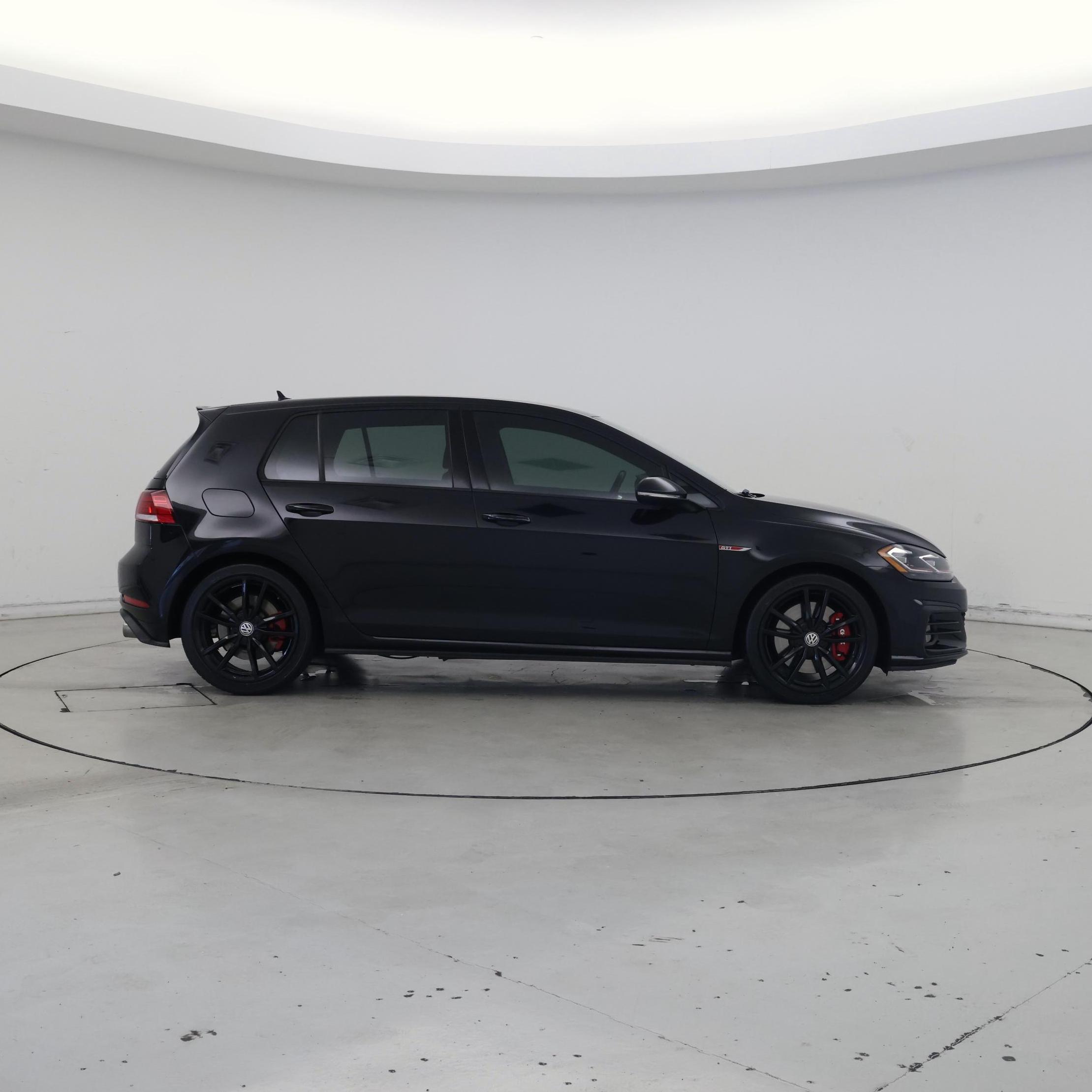 Thumbnail: 2019 Volkswagen Golf - 7