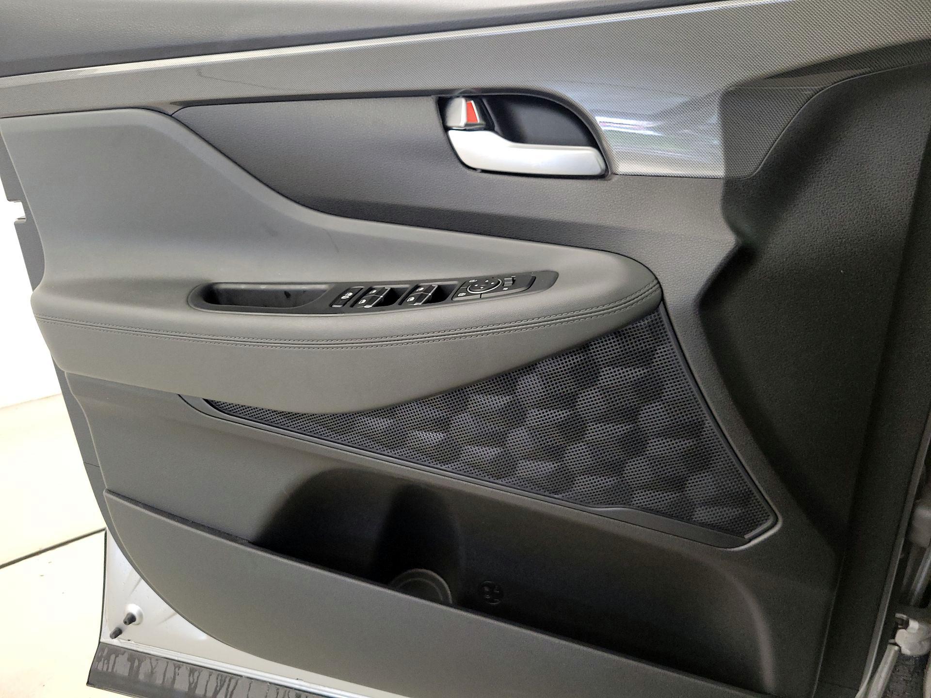 Thumbnail: 2022 Hyundai Santa Fe - 12