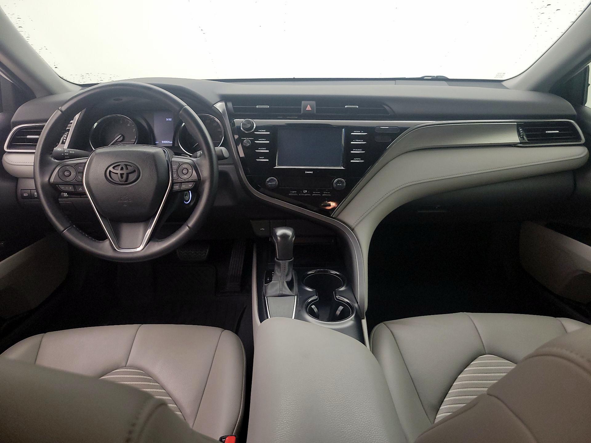 Thumbnail: 2020 Toyota Camry - 9