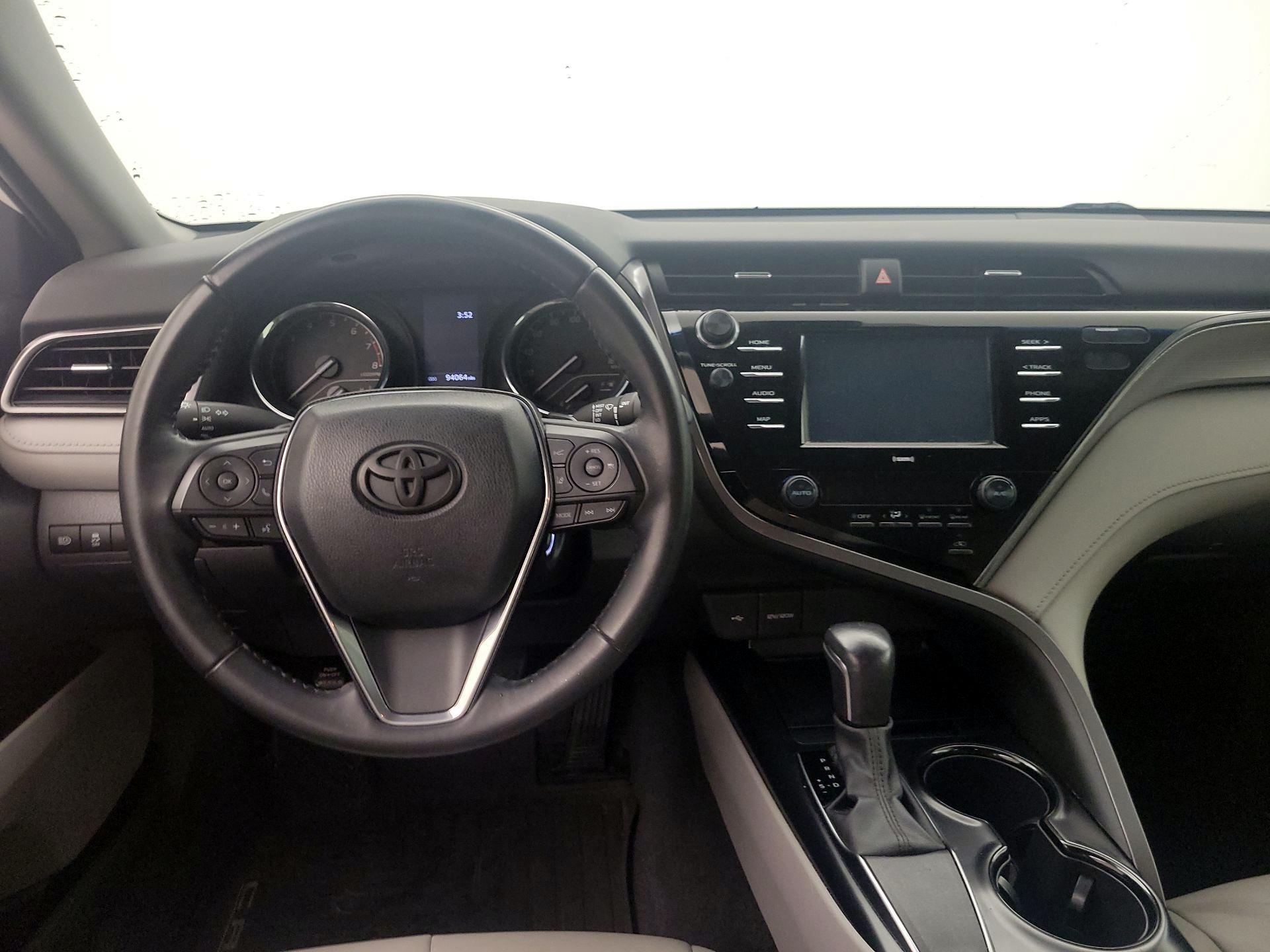 Thumbnail: 2020 Toyota Camry - 10