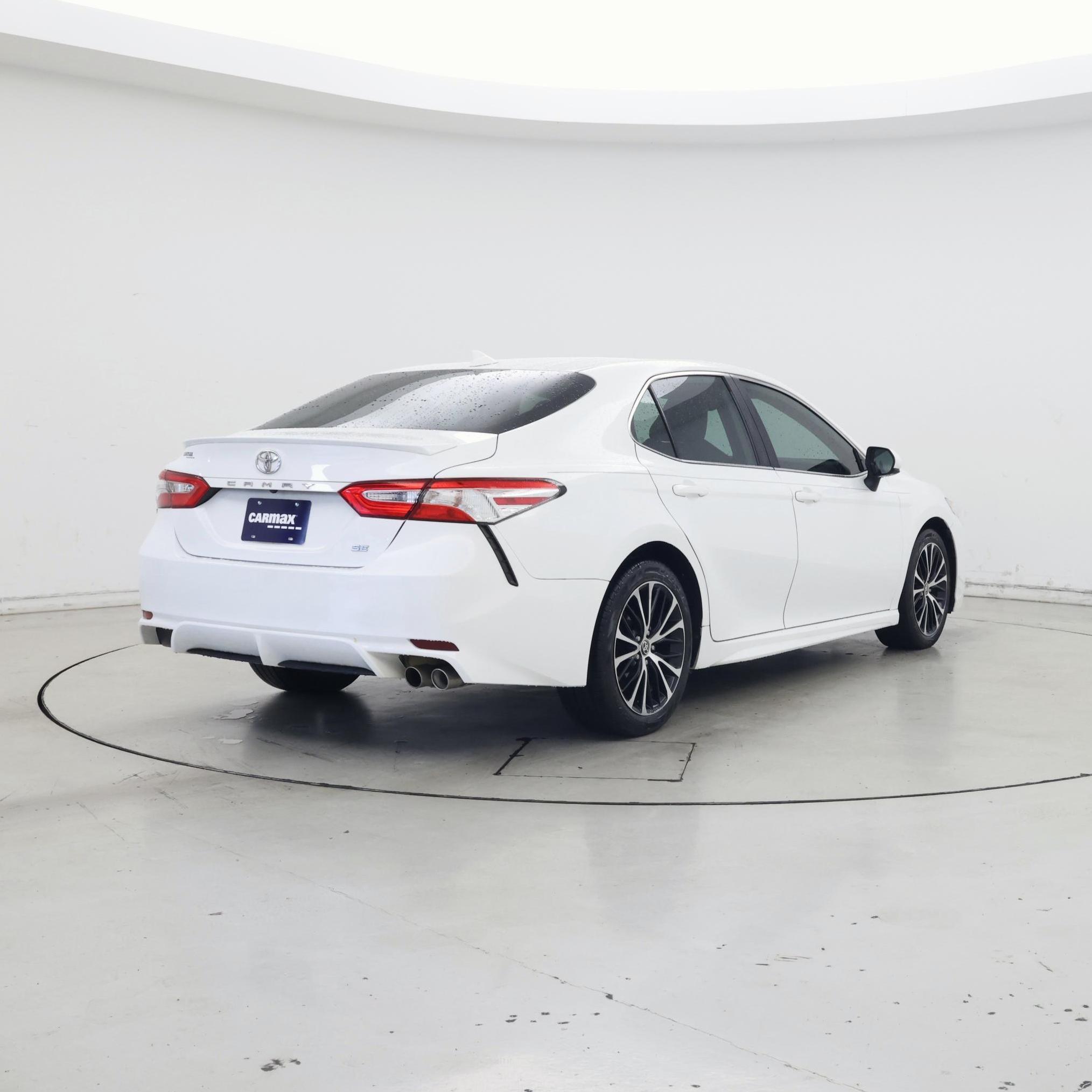 Thumbnail: 2020 Toyota Camry - 8