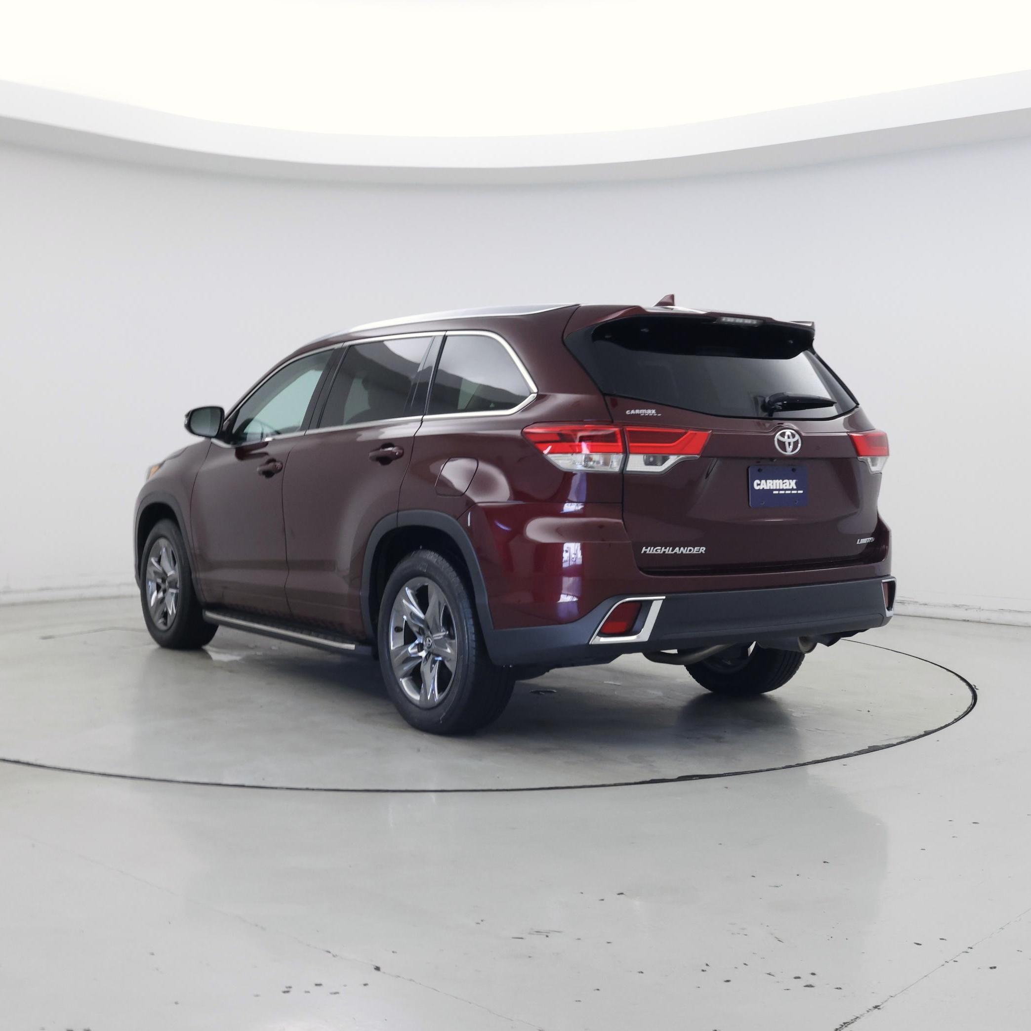 Thumbnail: 2019 Toyota Highlander - 2