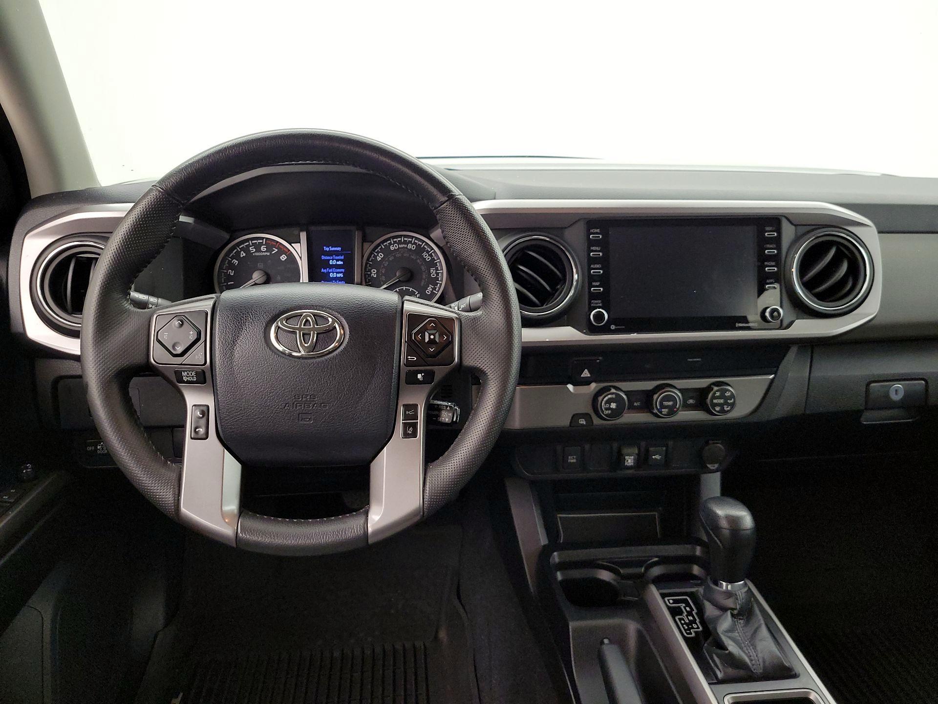 Thumbnail: 2020 Toyota Tacoma - 10