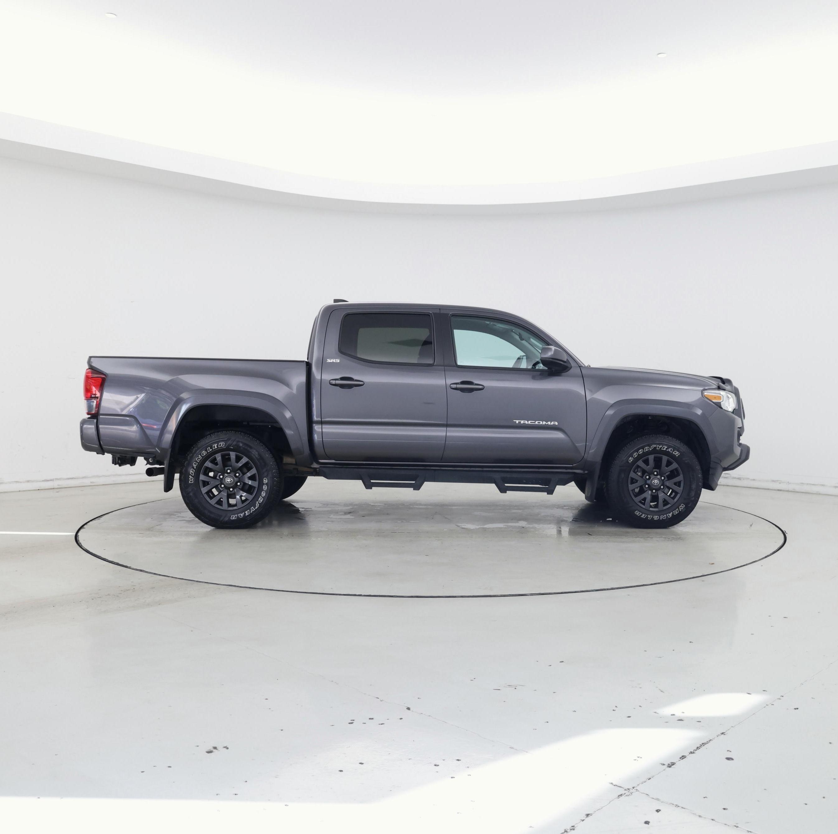 Thumbnail: 2020 Toyota Tacoma - 7