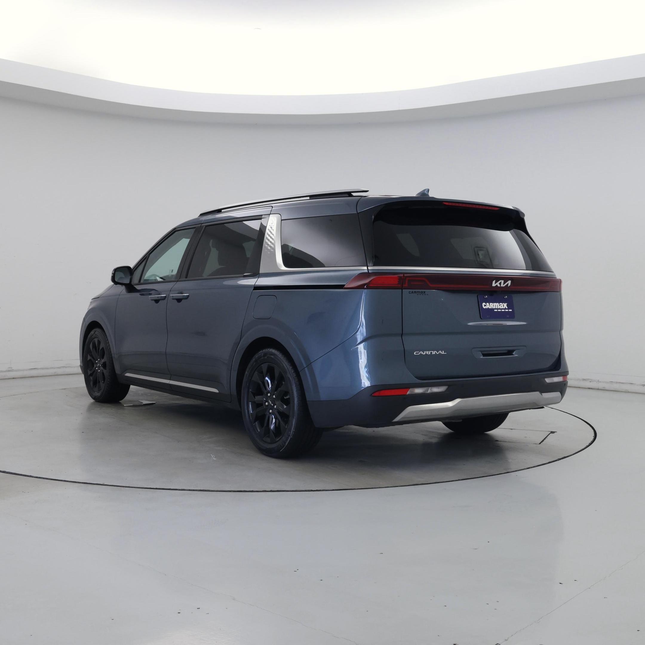 Thumbnail: 2024 Kia Carnival - 2