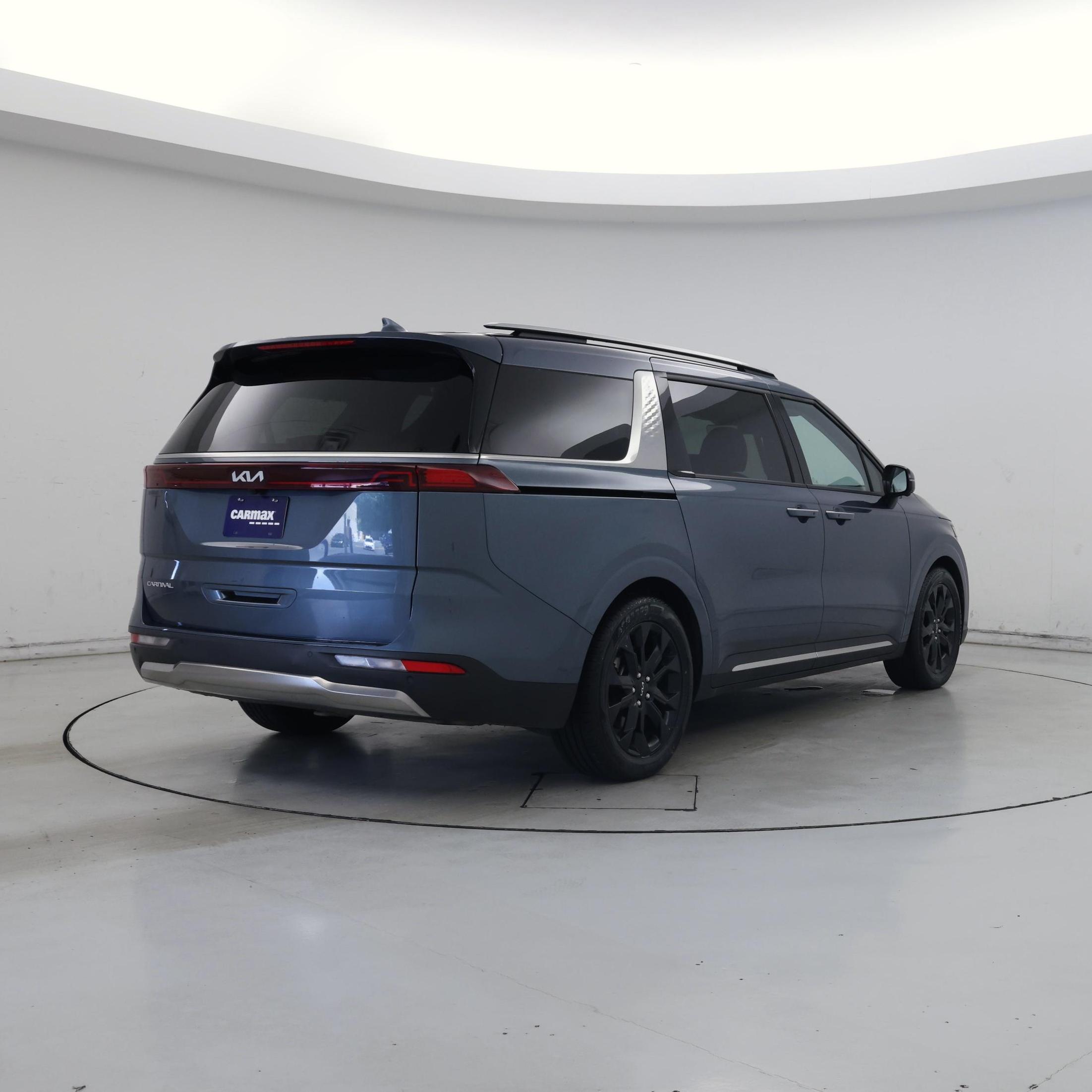Thumbnail: 2024 Kia Carnival - 8