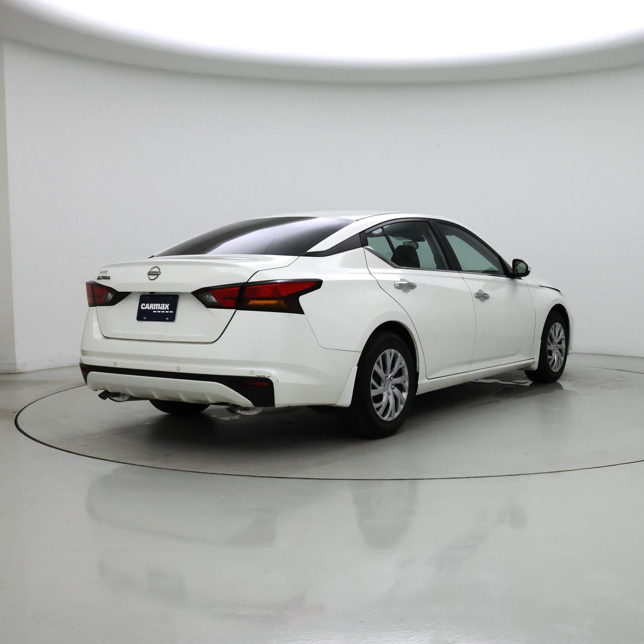 Thumbnail: 2023 Nissan Altima - 8