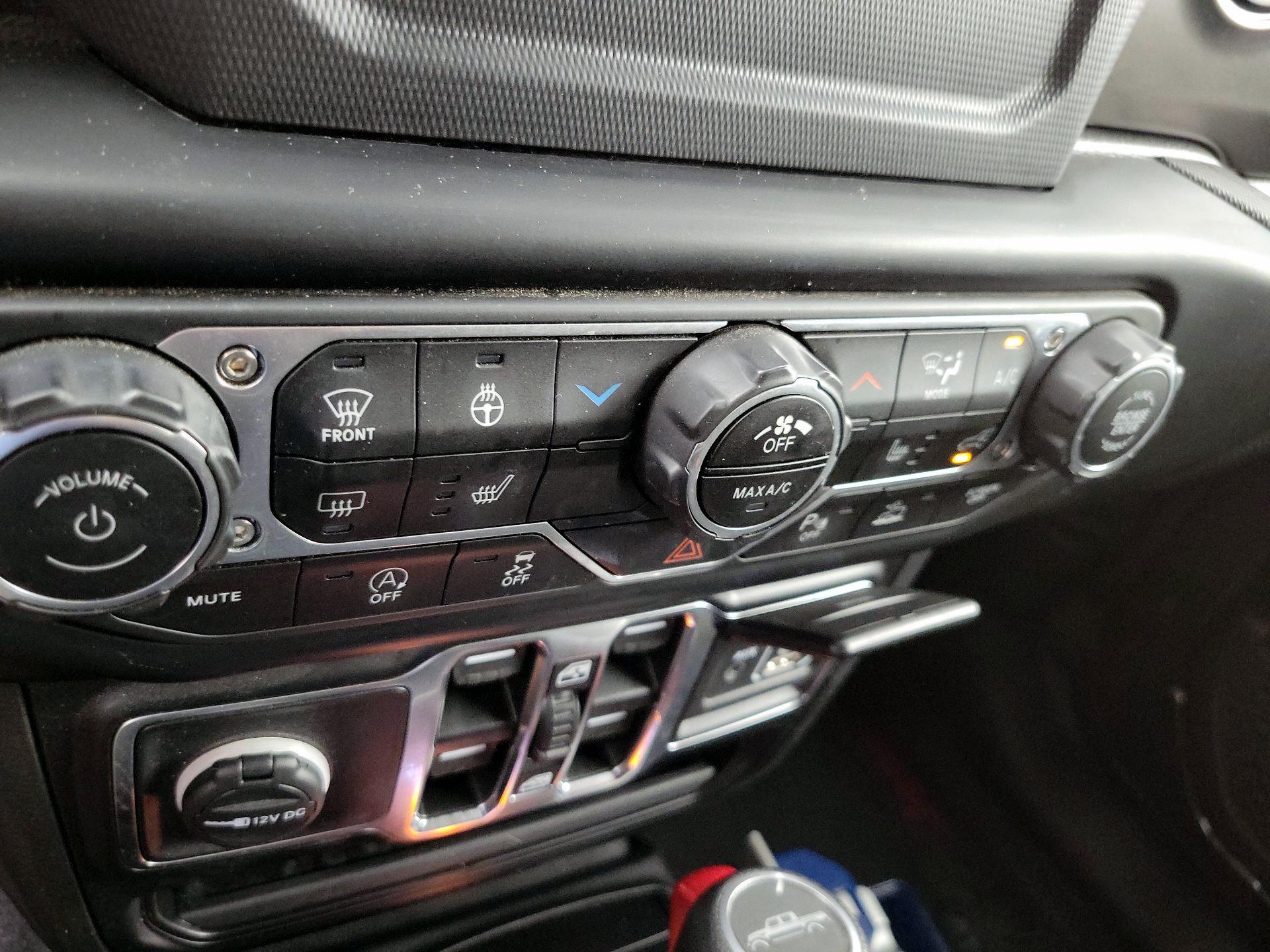 Thumbnail: 2022 Jeep Gladiator - 16
