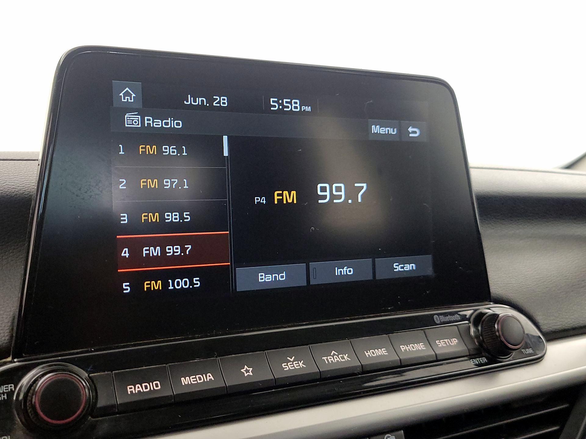 Thumbnail: 2020 Kia Forte - 15