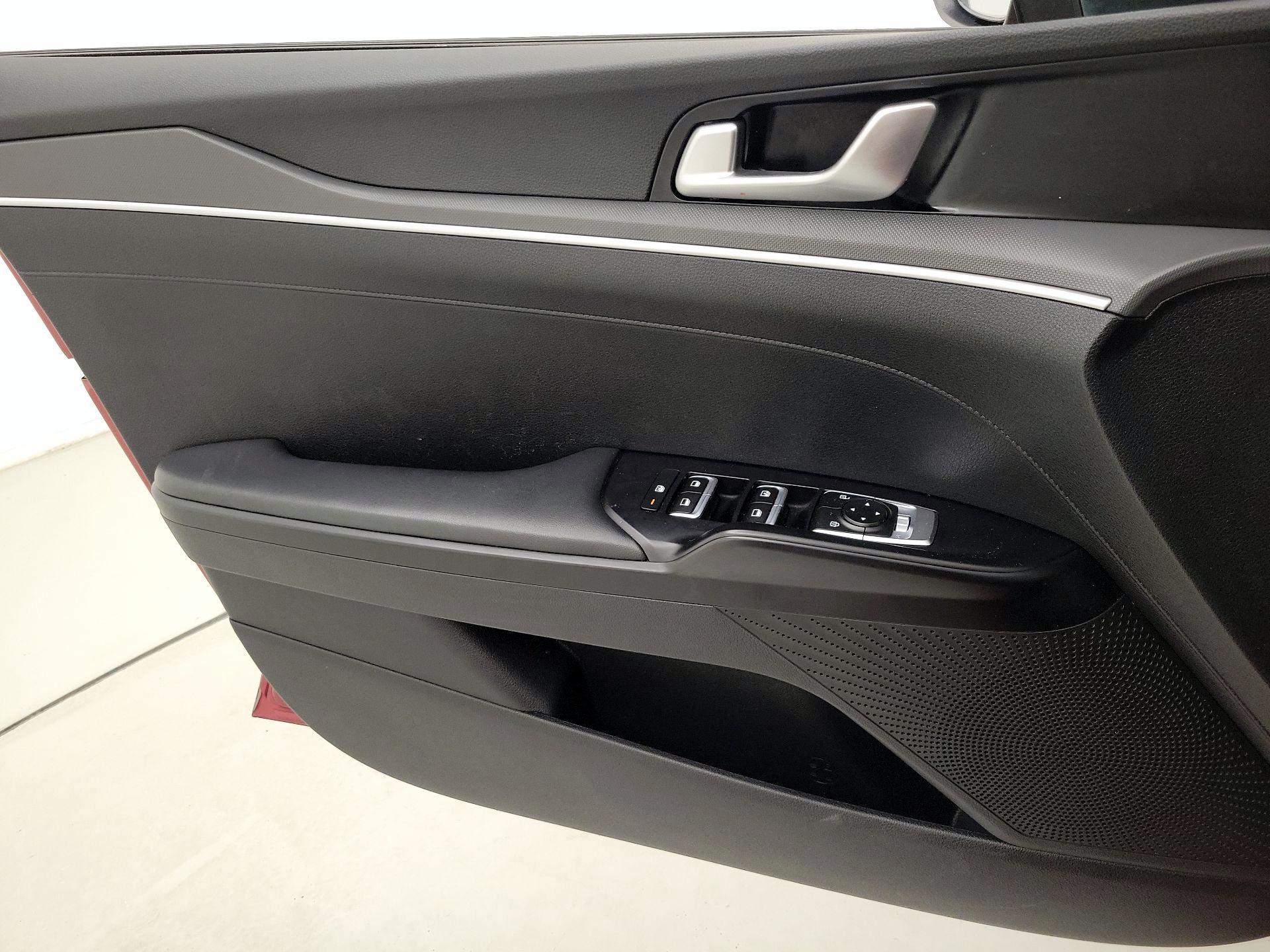 Thumbnail: 2021 Kia K5 - 12
