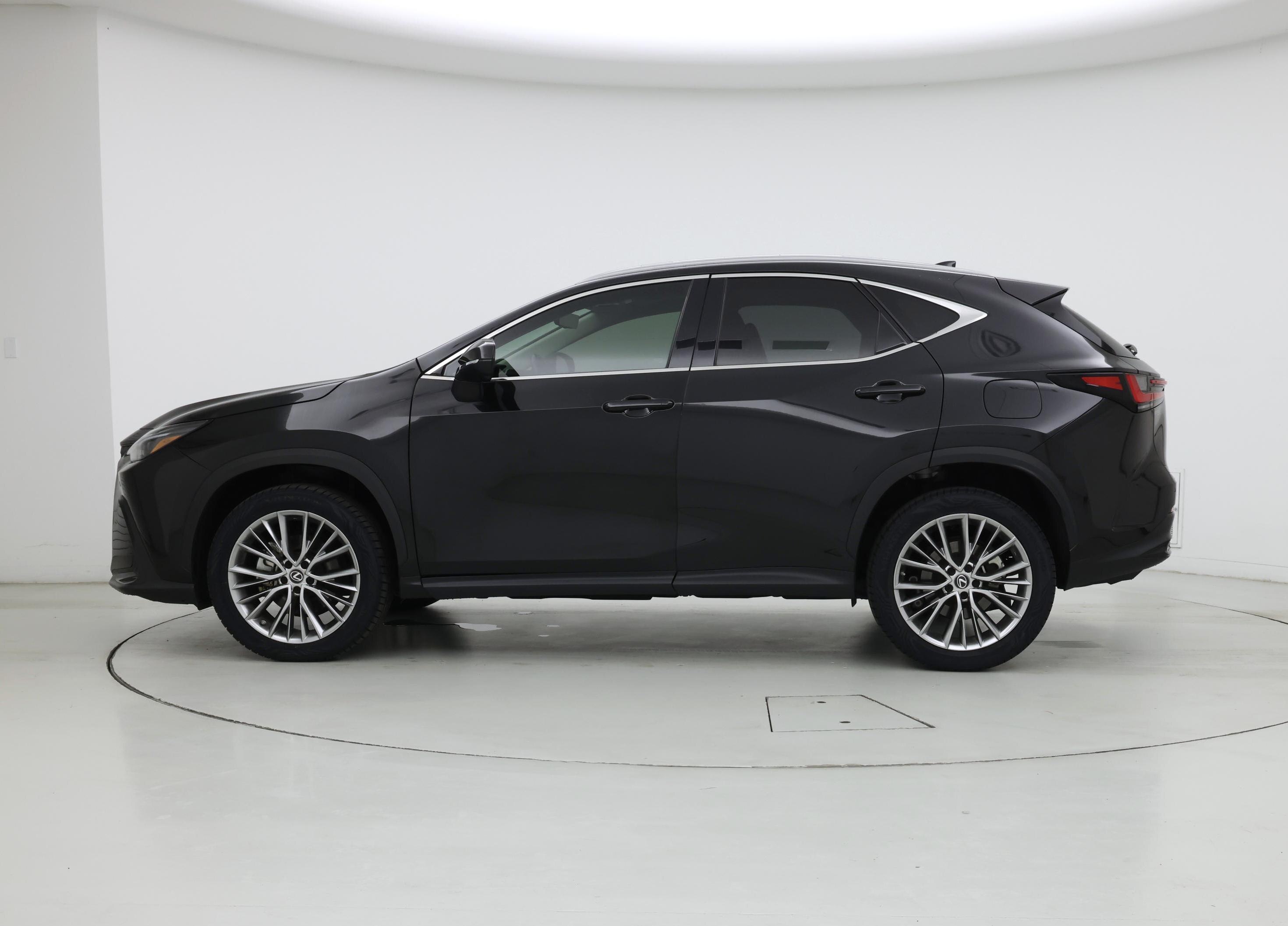 Thumbnail: 2023 Lexus NX - 3