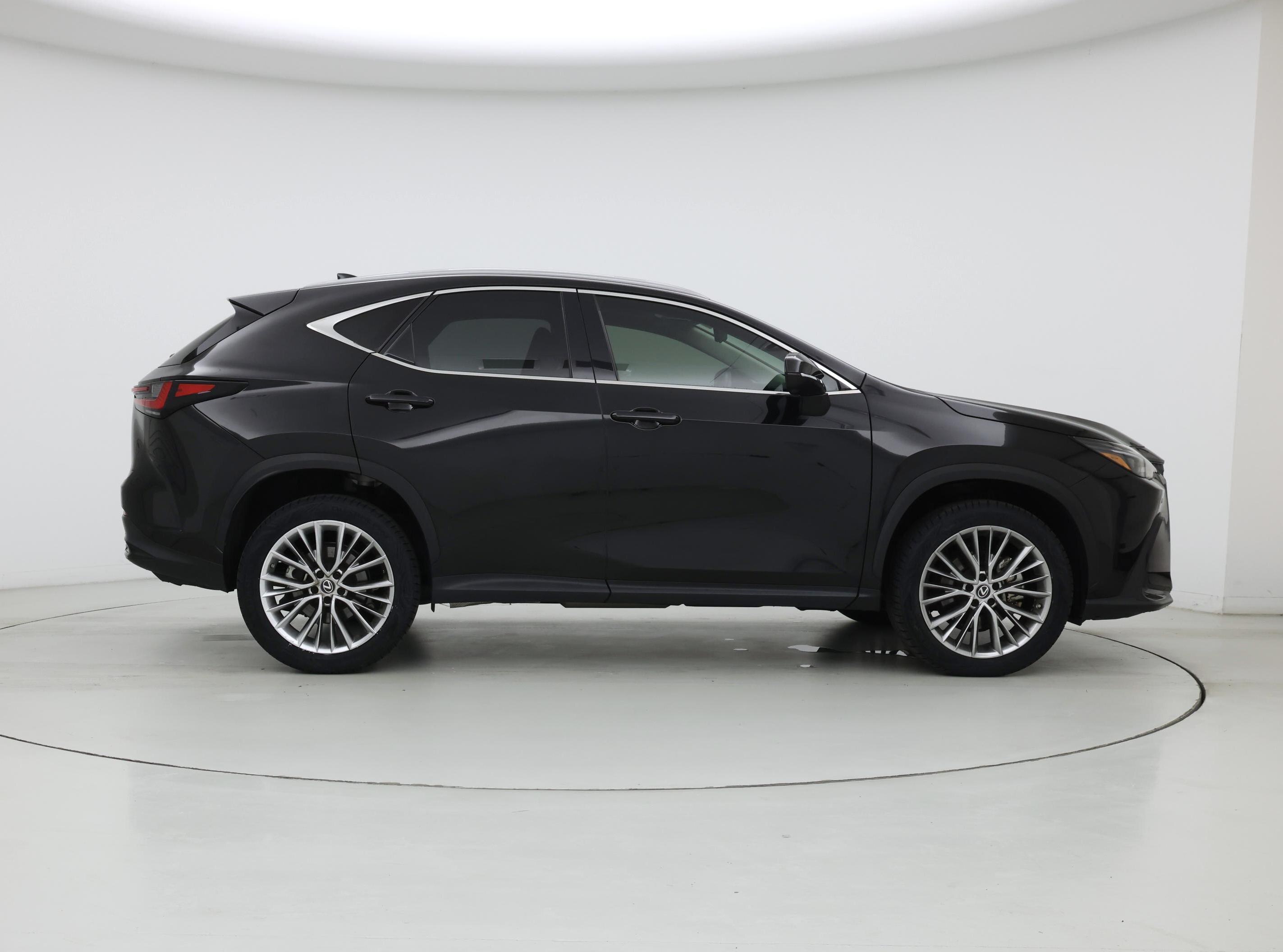 Thumbnail: 2023 Lexus NX - 7