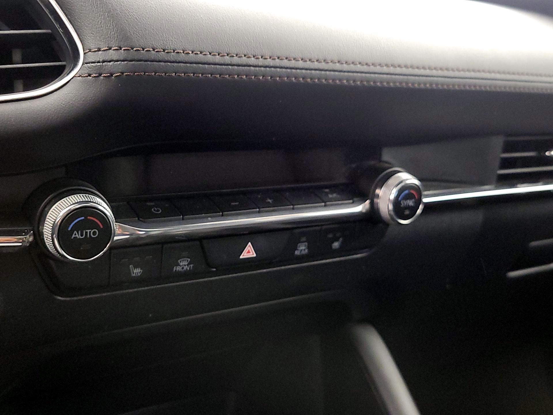 Thumbnail: 2021 Mazda Mazda3 - 16