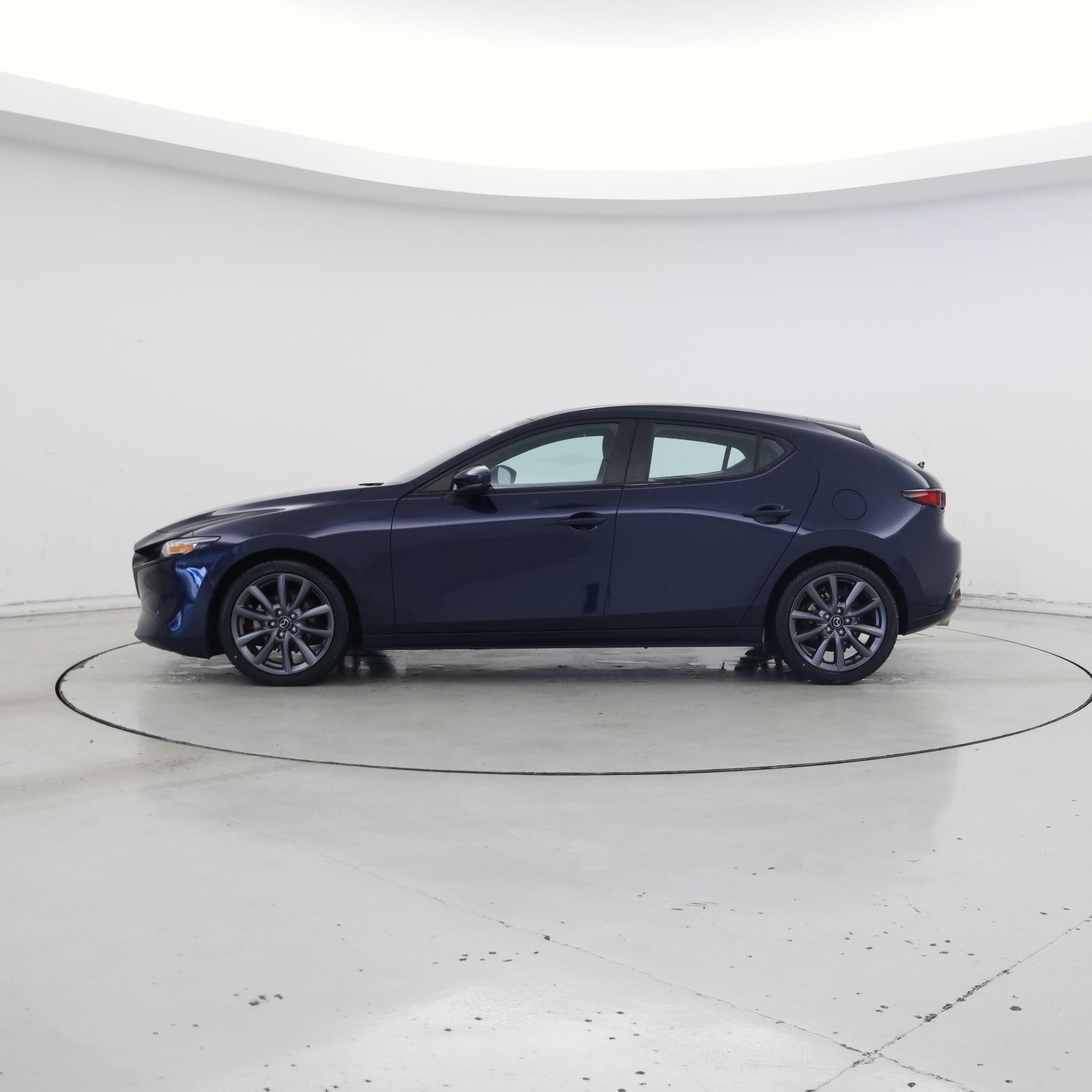 Thumbnail: 2021 Mazda Mazda3 - 3