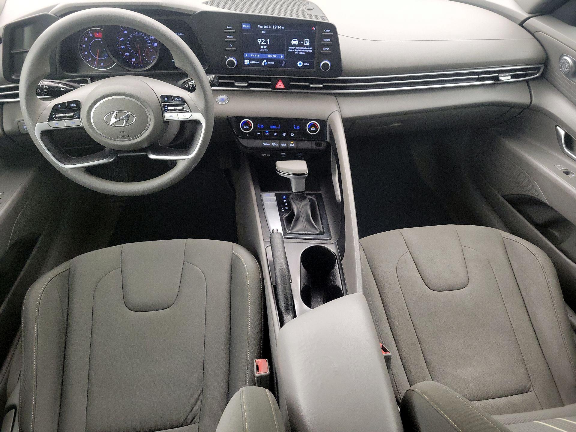 Thumbnail: 2022 Hyundai Elantra - 9