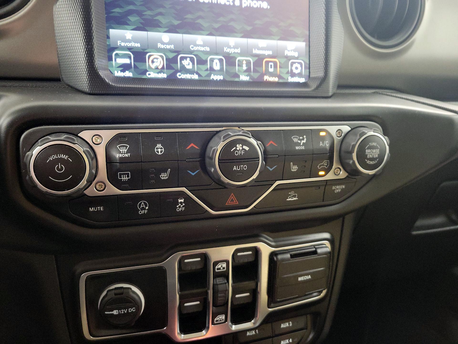 Thumbnail: 2023 Jeep Gladiator - 16