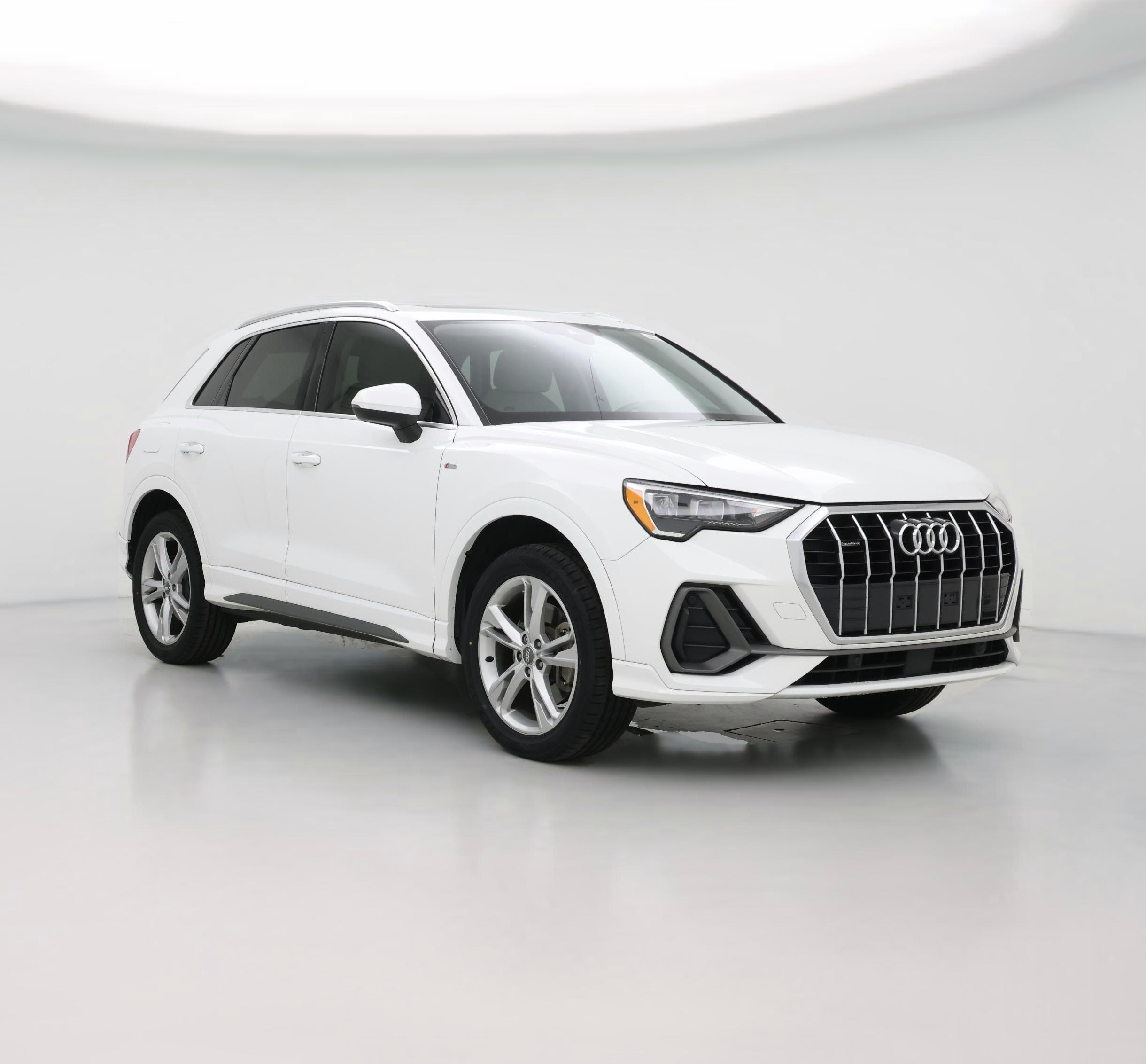 Thumbnail: 2020 Audi Q3 - 1