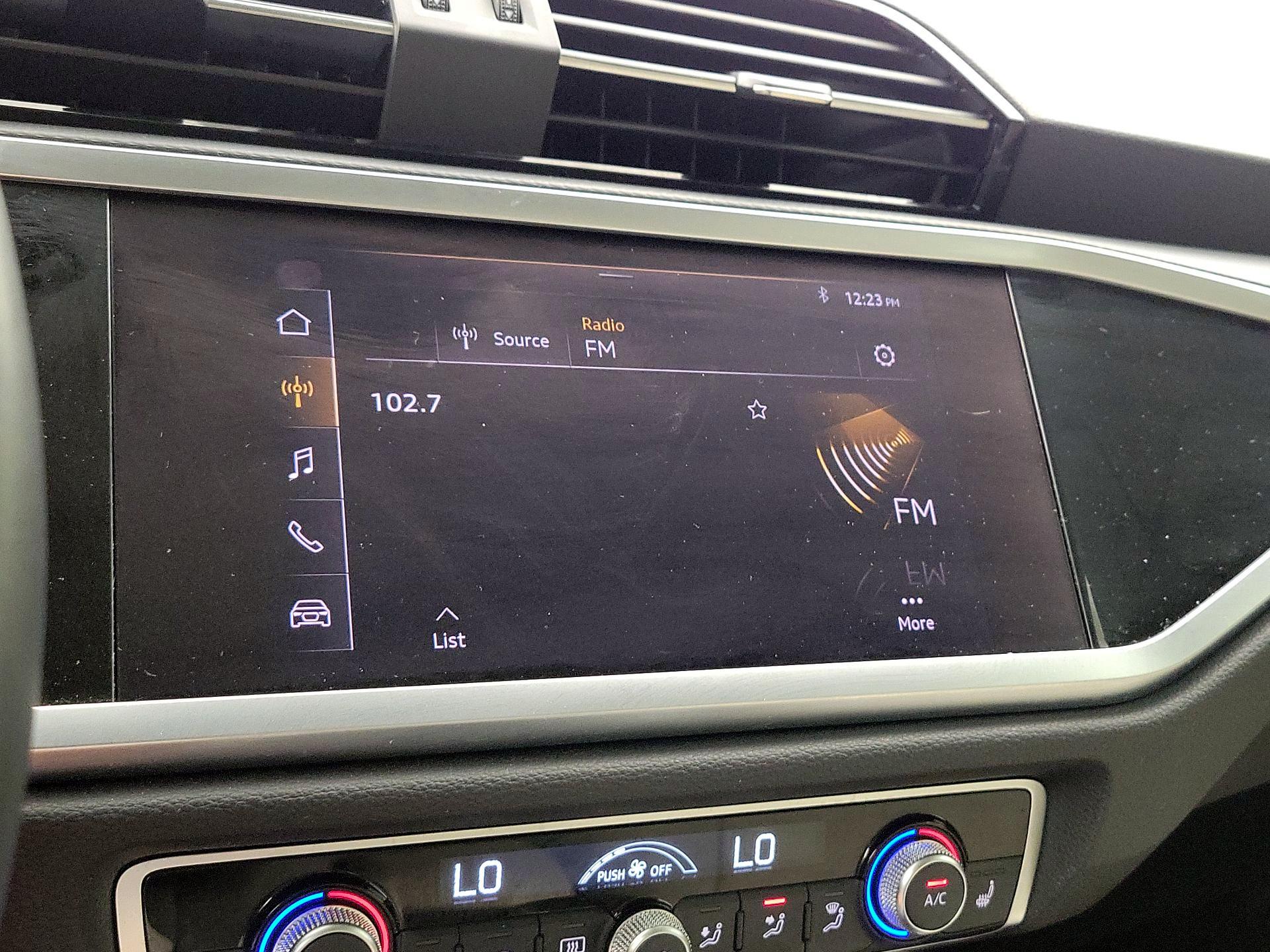 Thumbnail: 2020 Audi Q3 - 15