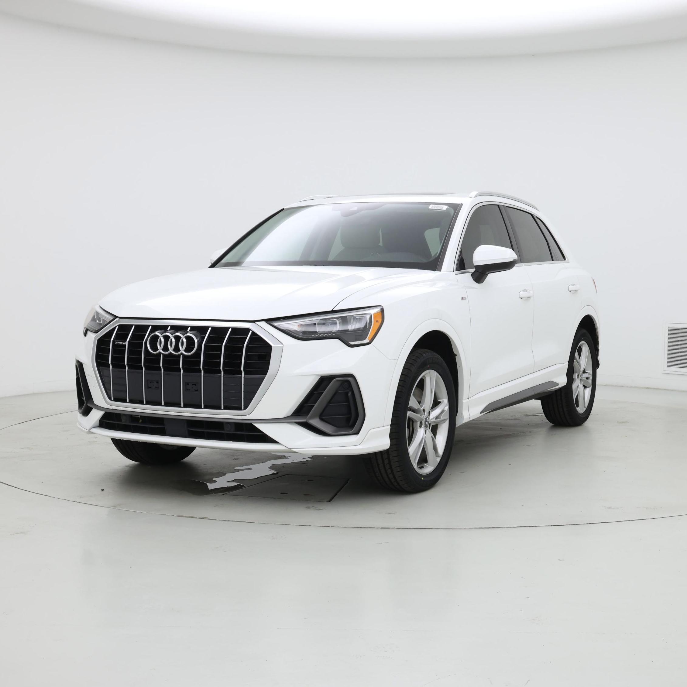 Thumbnail: 2020 Audi Q3 - 4