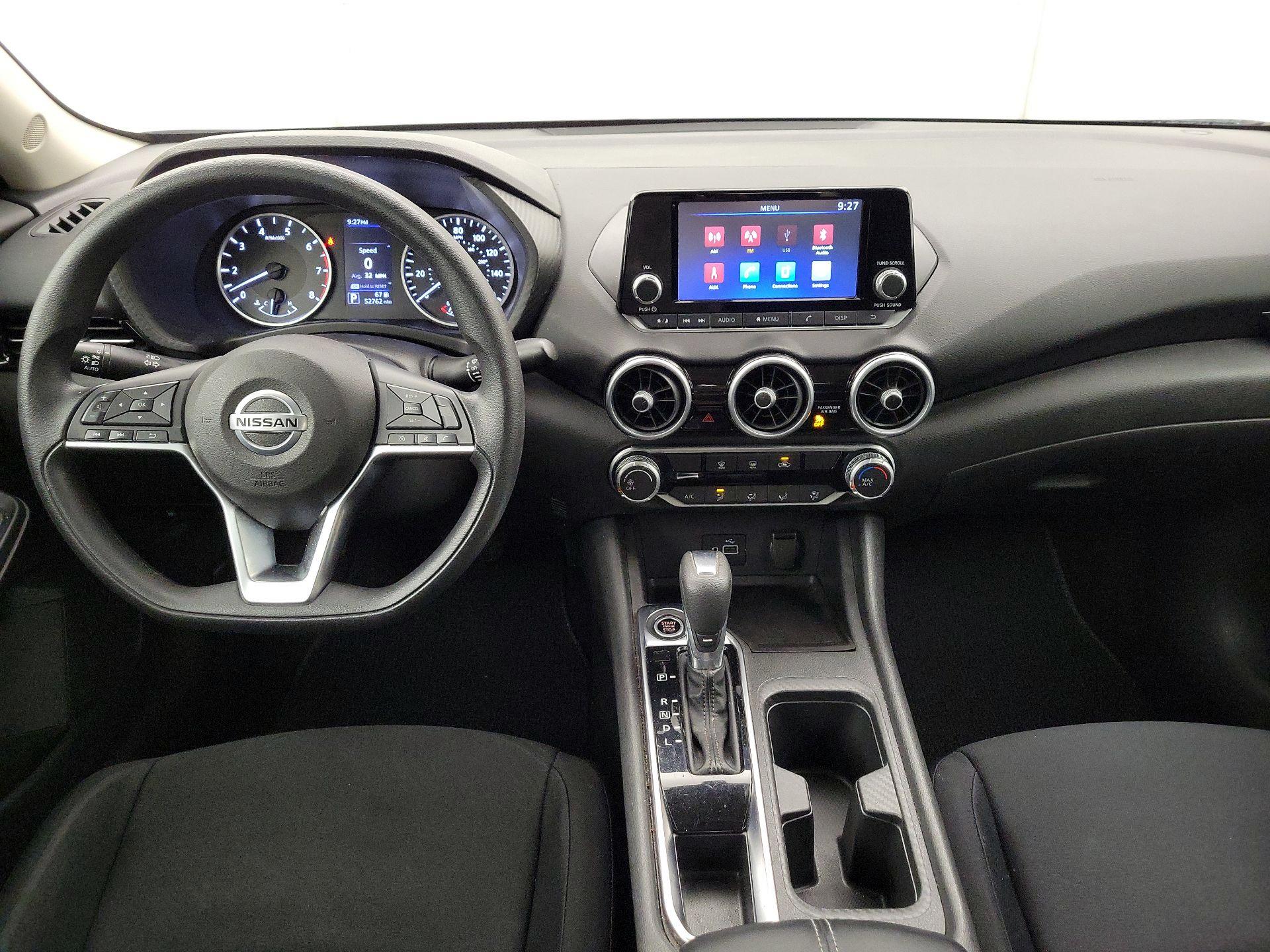 Thumbnail: 2020 Nissan Sentra - 9
