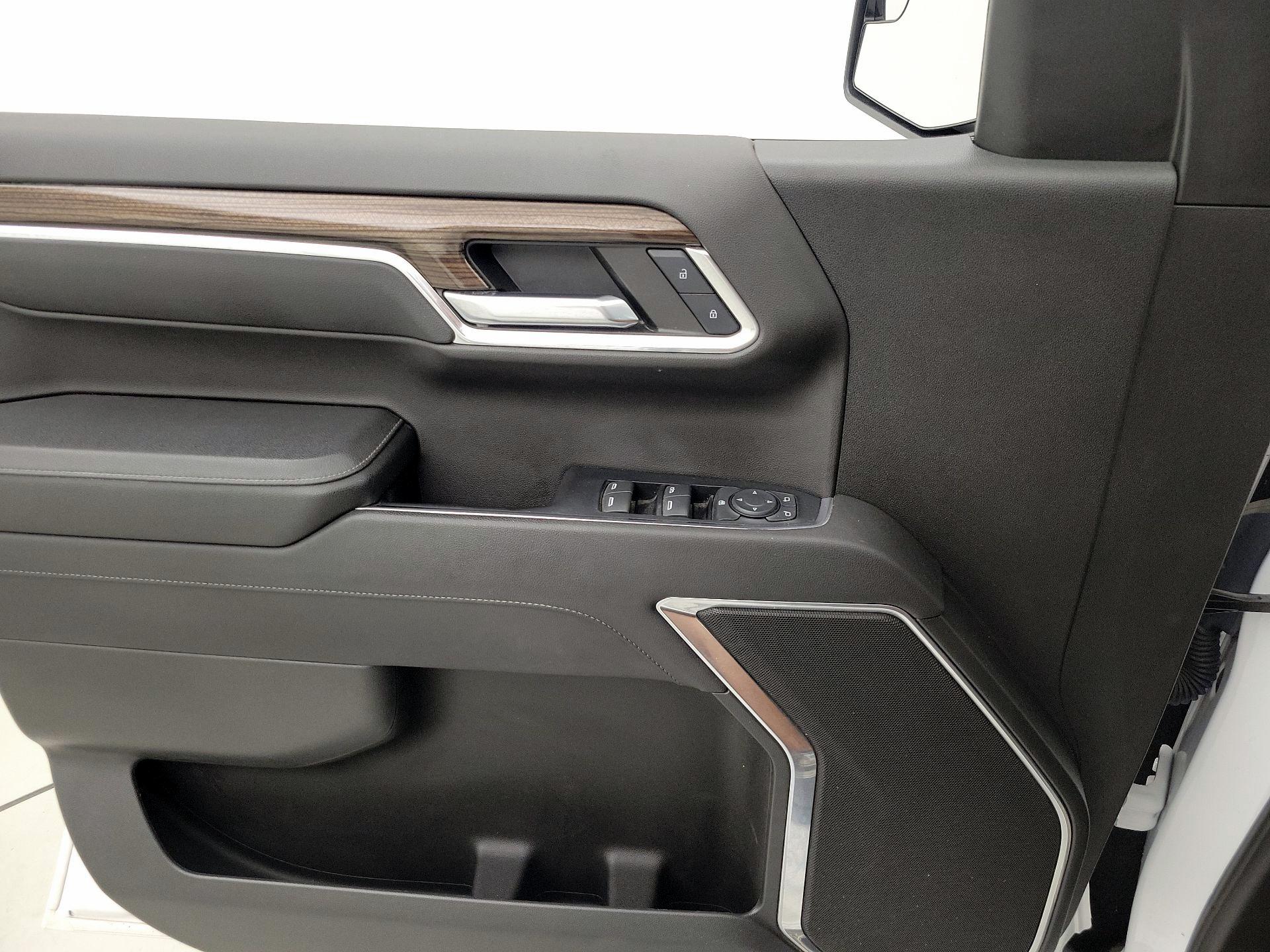 Thumbnail: 2023 Chevrolet Silverado 1500 - 12