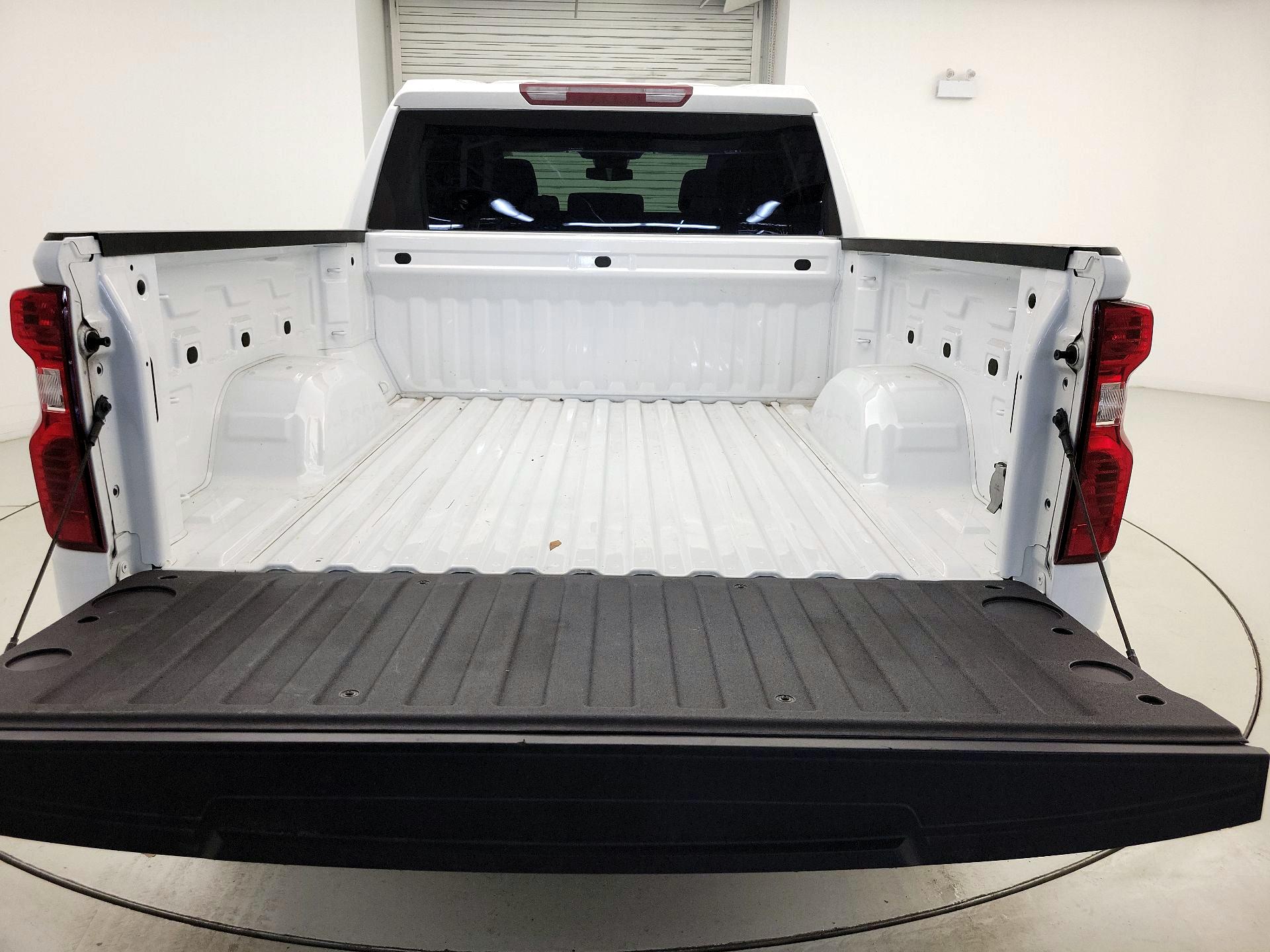Thumbnail: 2023 Chevrolet Silverado 1500 - 20