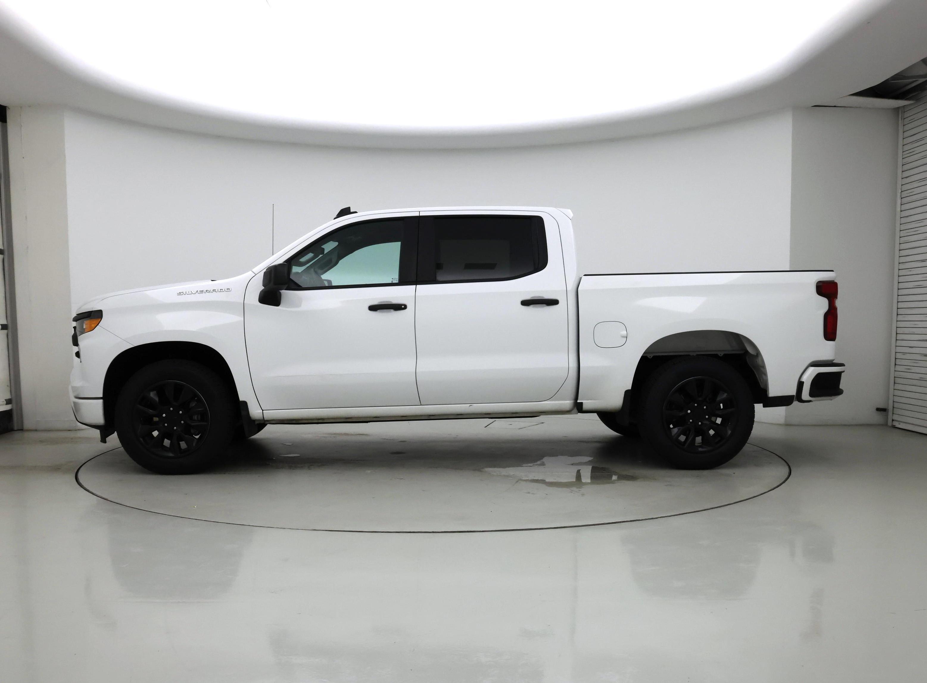 Thumbnail: 2023 Chevrolet Silverado 1500 - 3