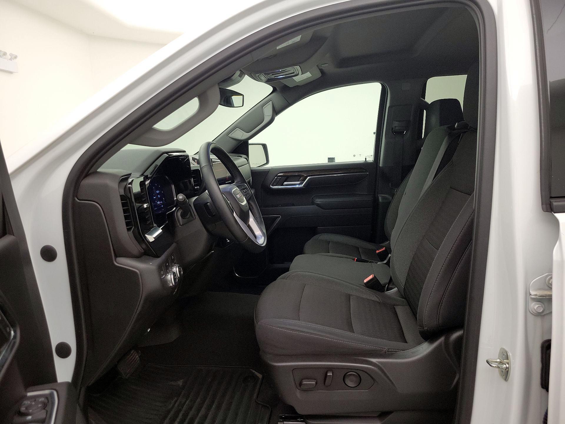 Thumbnail: 2023 GMC Sierra 1500 - 11