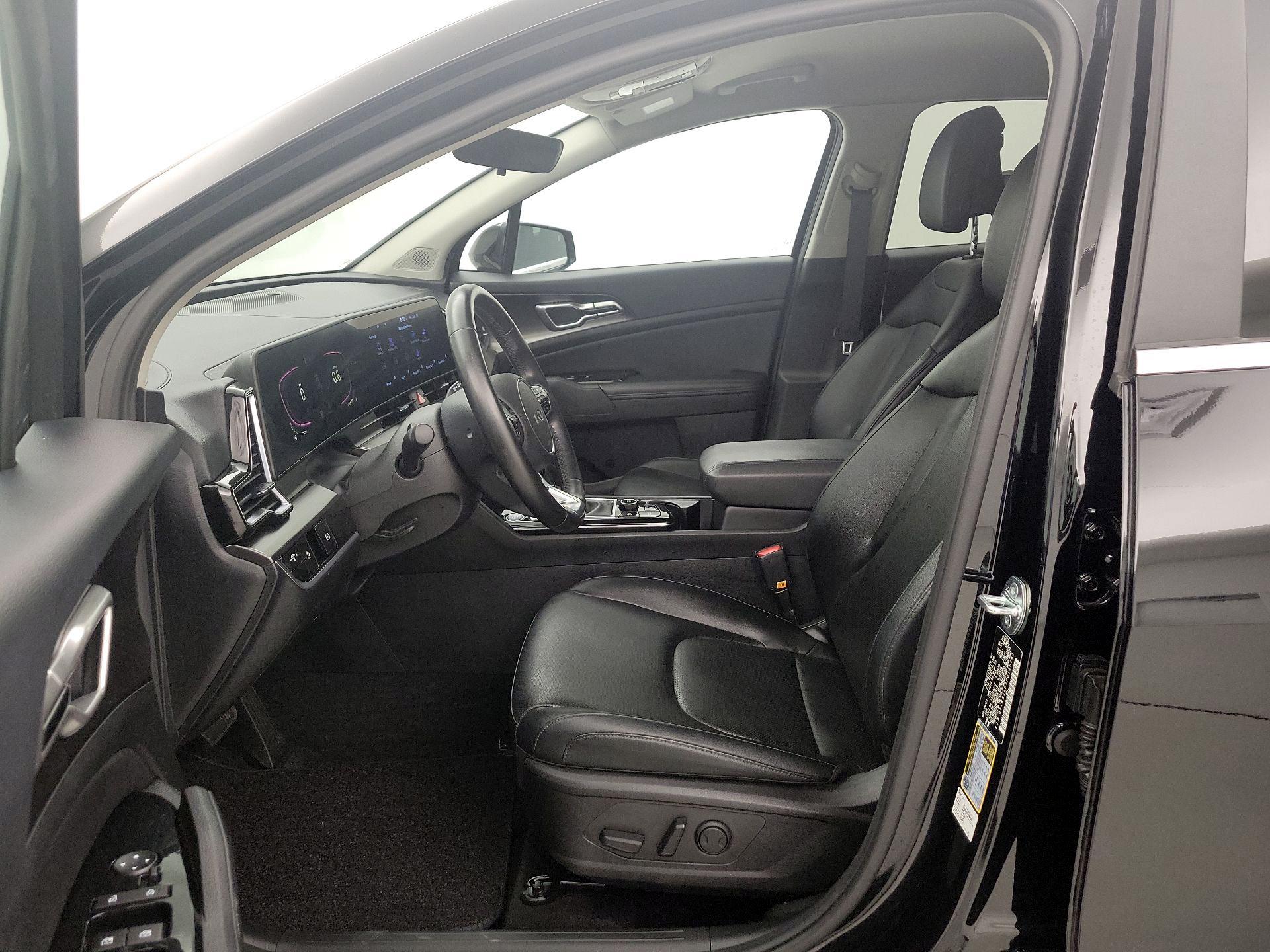 Thumbnail: 2023 Kia Sportage - 11