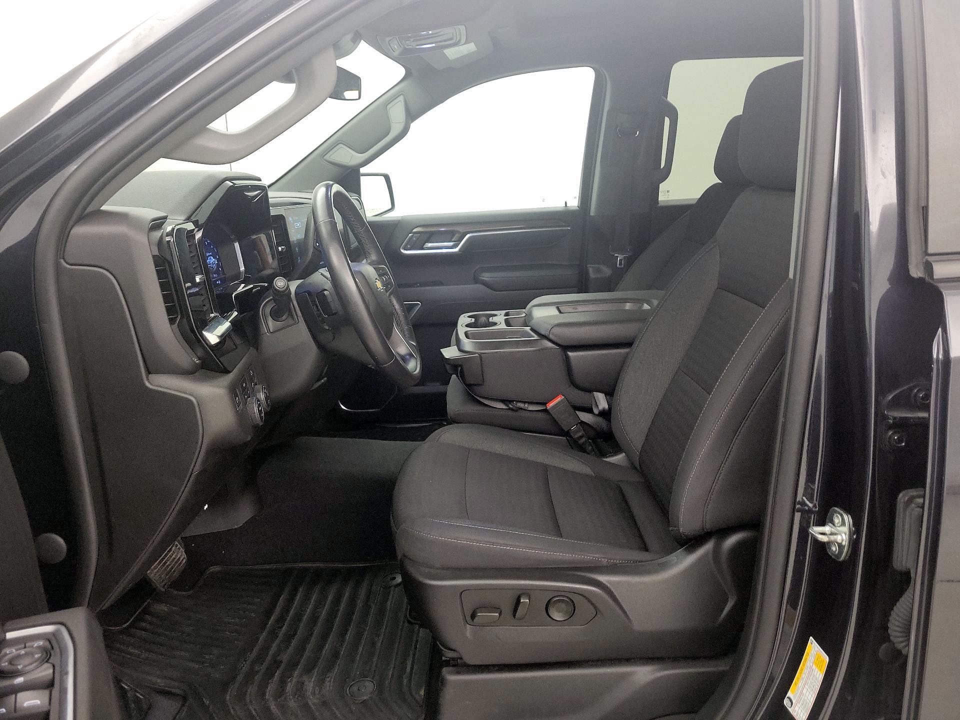 Thumbnail: 2022 Chevrolet Silverado 1500 - 11