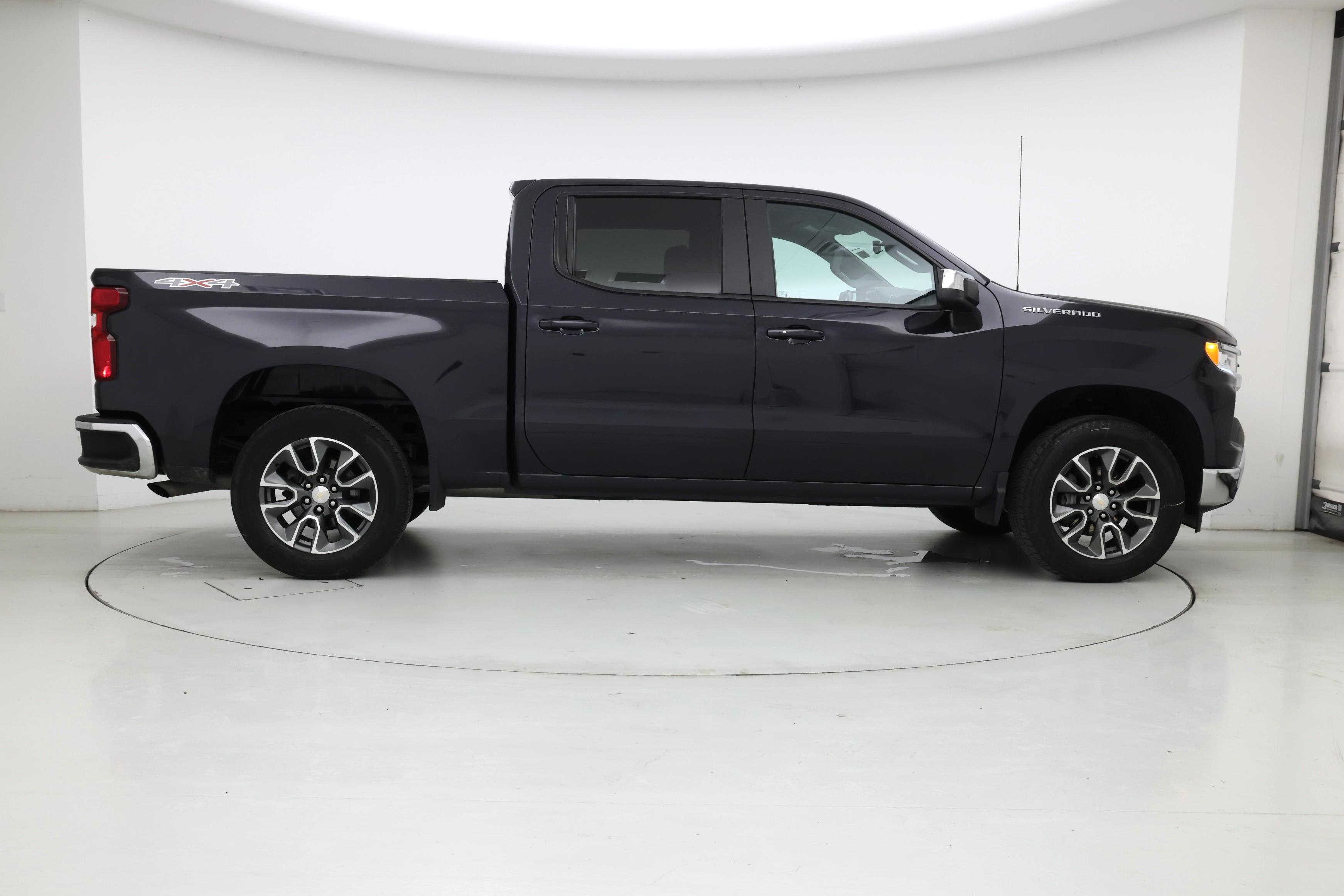 Thumbnail: 2022 Chevrolet Silverado 1500 - 7