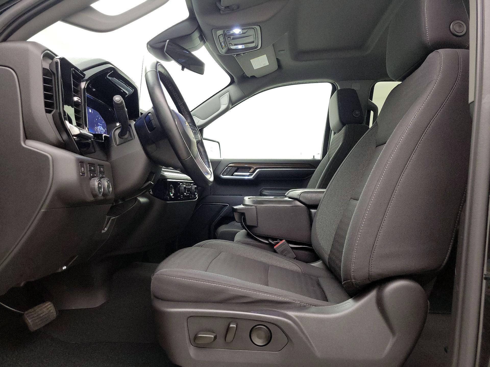 Thumbnail: 2023 Chevrolet Silverado 1500 - 11