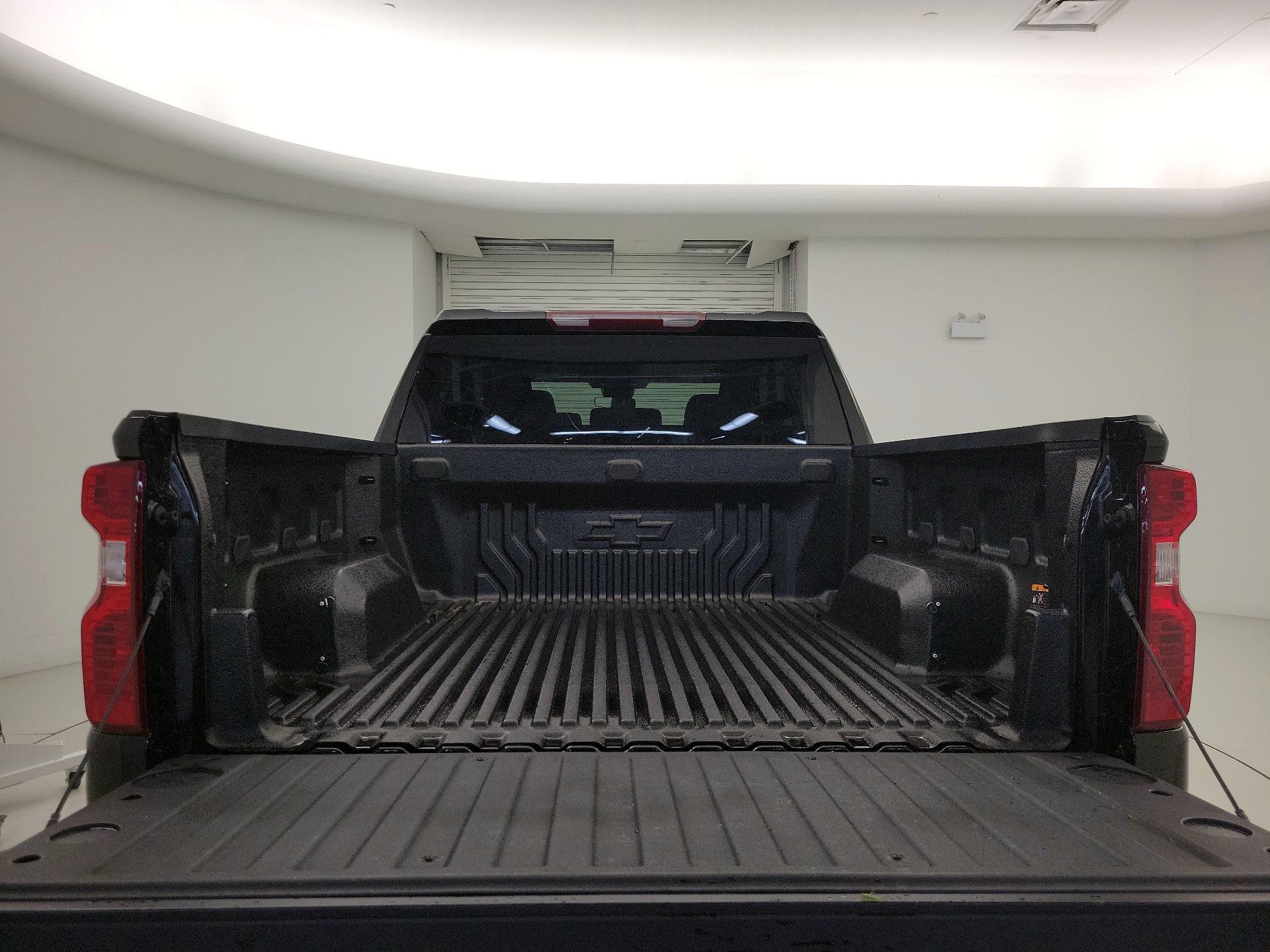Thumbnail: 2023 Chevrolet Silverado 1500 - 20