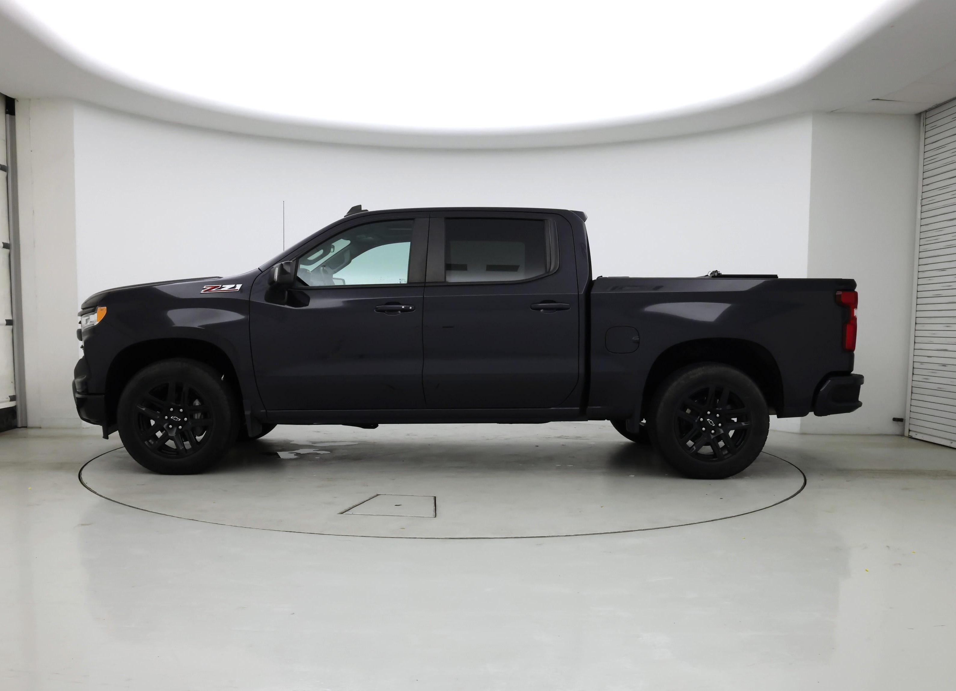 Thumbnail: 2022 Chevrolet Silverado 1500 - 3