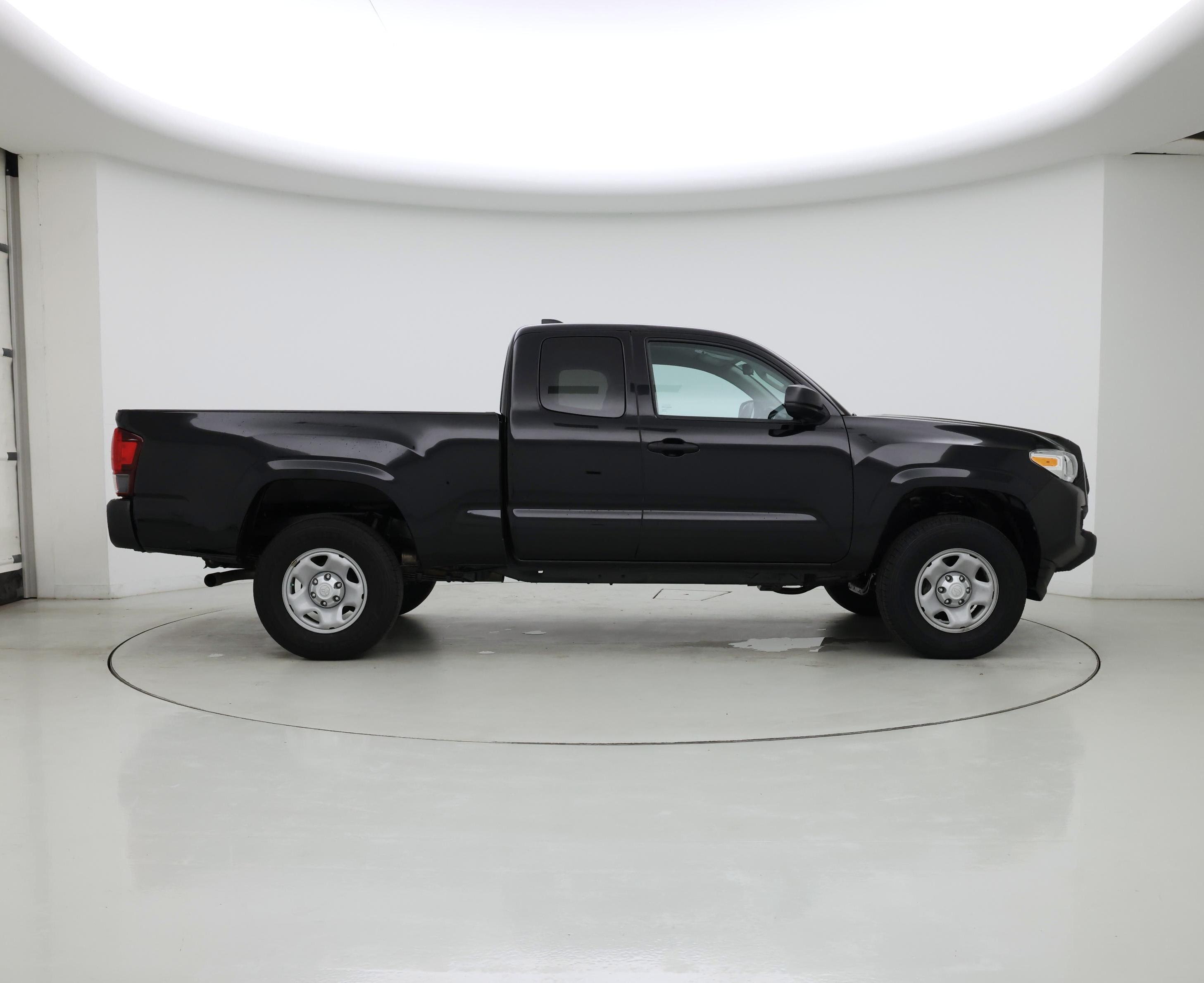 Thumbnail: 2022 Toyota Tacoma - 7