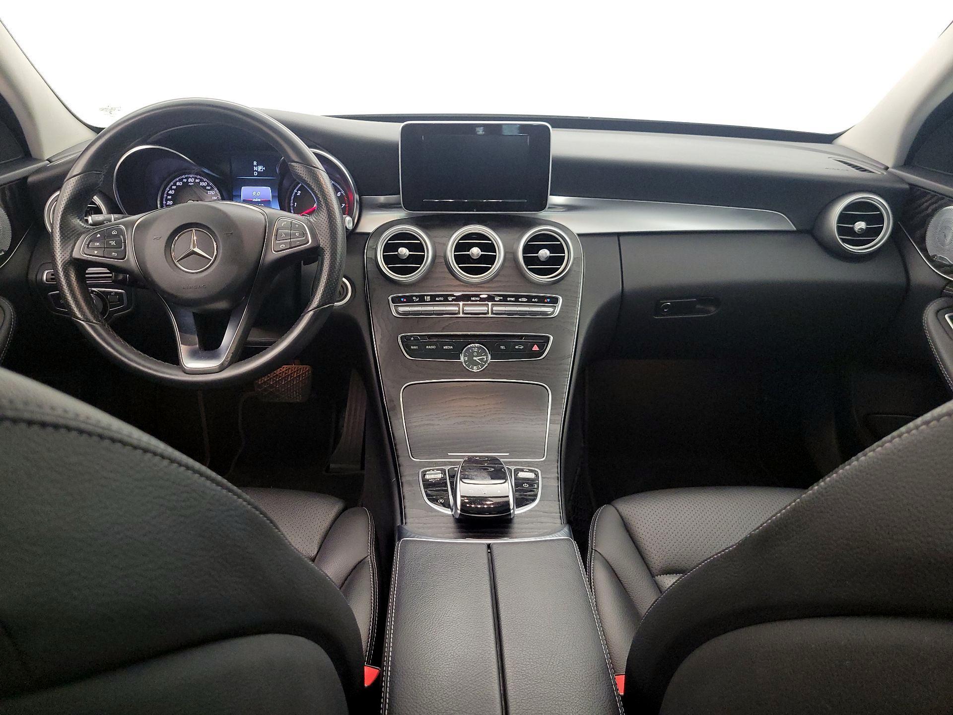 Thumbnail: 2015 Mercedes-Benz C-Class - 9