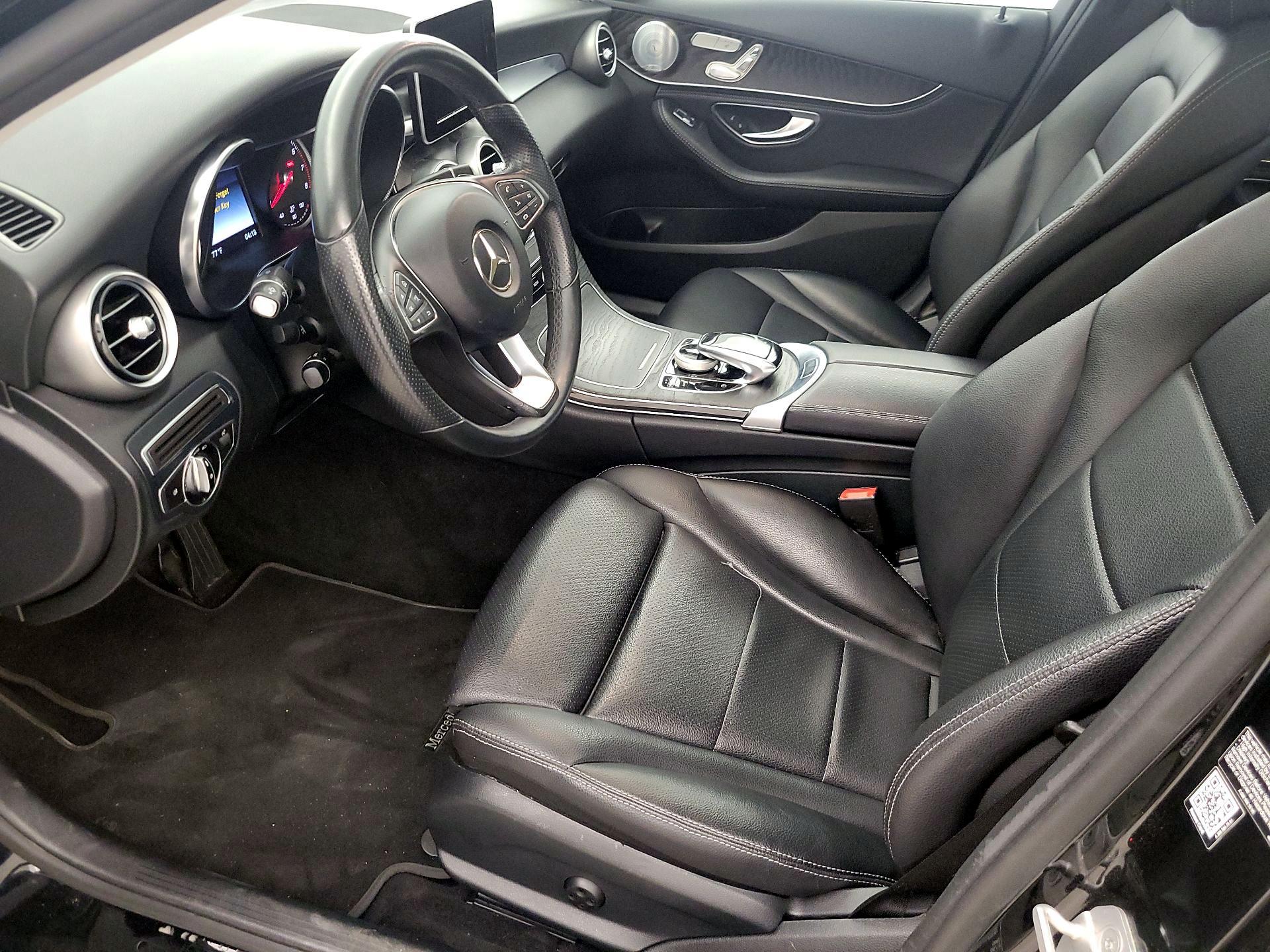 Thumbnail: 2015 Mercedes-Benz C-Class - 11