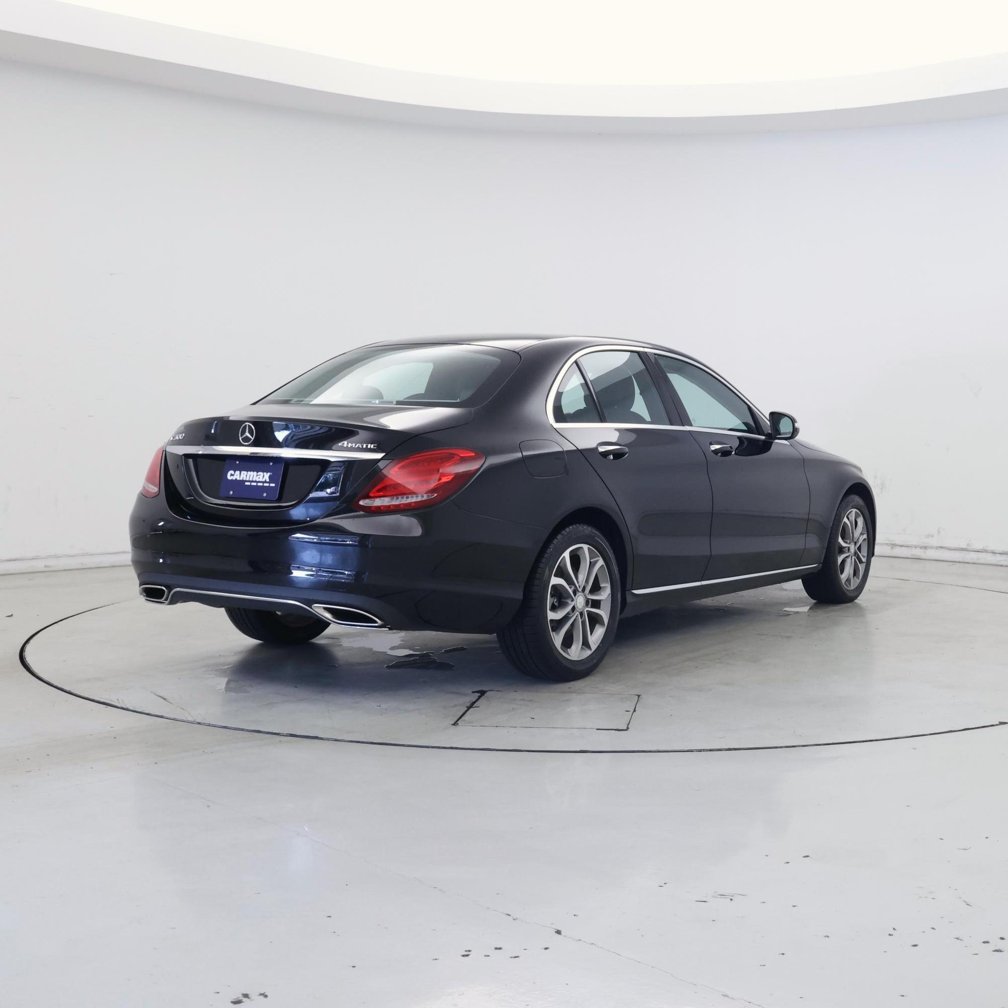 Thumbnail: 2015 Mercedes-Benz C-Class - 8