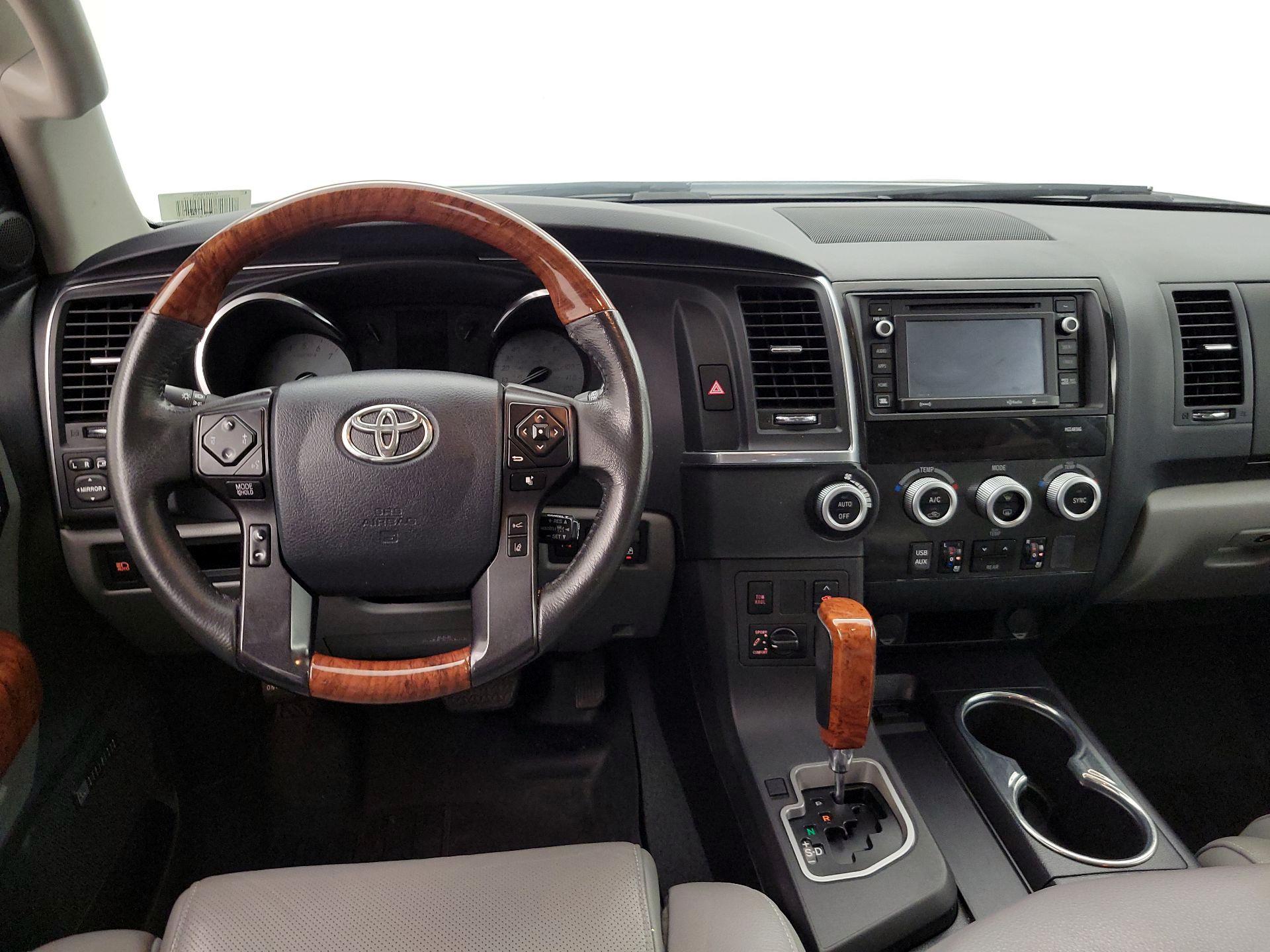 Thumbnail: 2018 Toyota Sequoia - 10