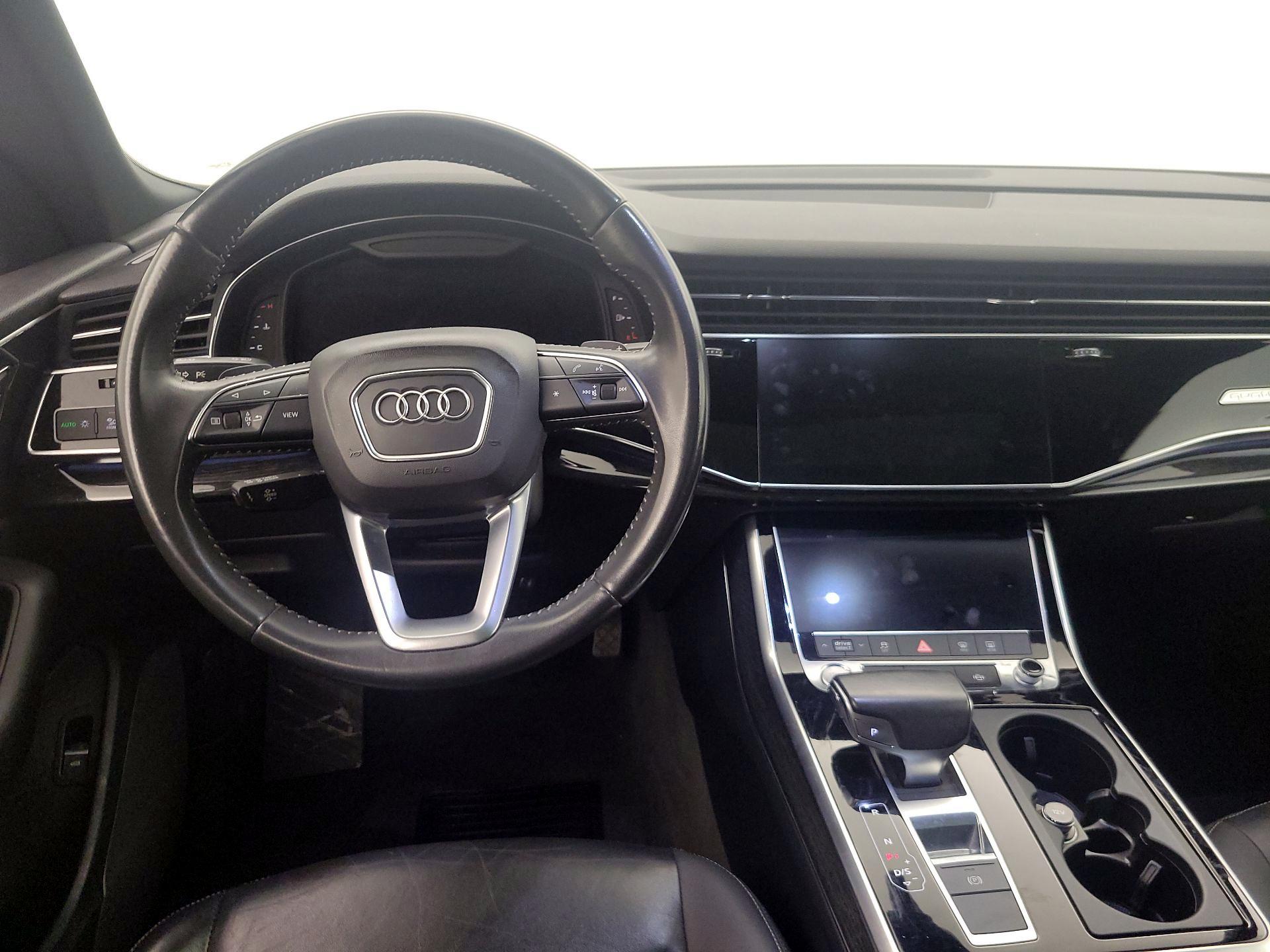 Thumbnail: 2019 Audi Q8 - 10