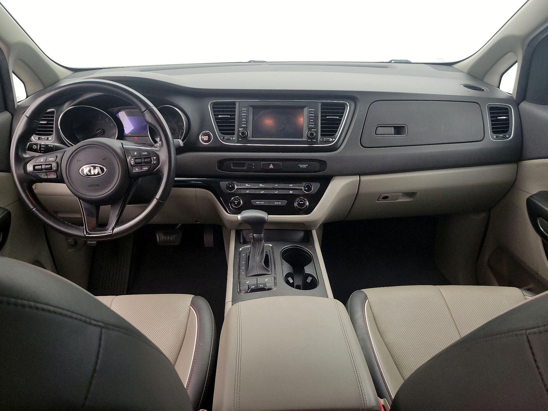 Thumbnail: 2017 Kia Sedona - 9