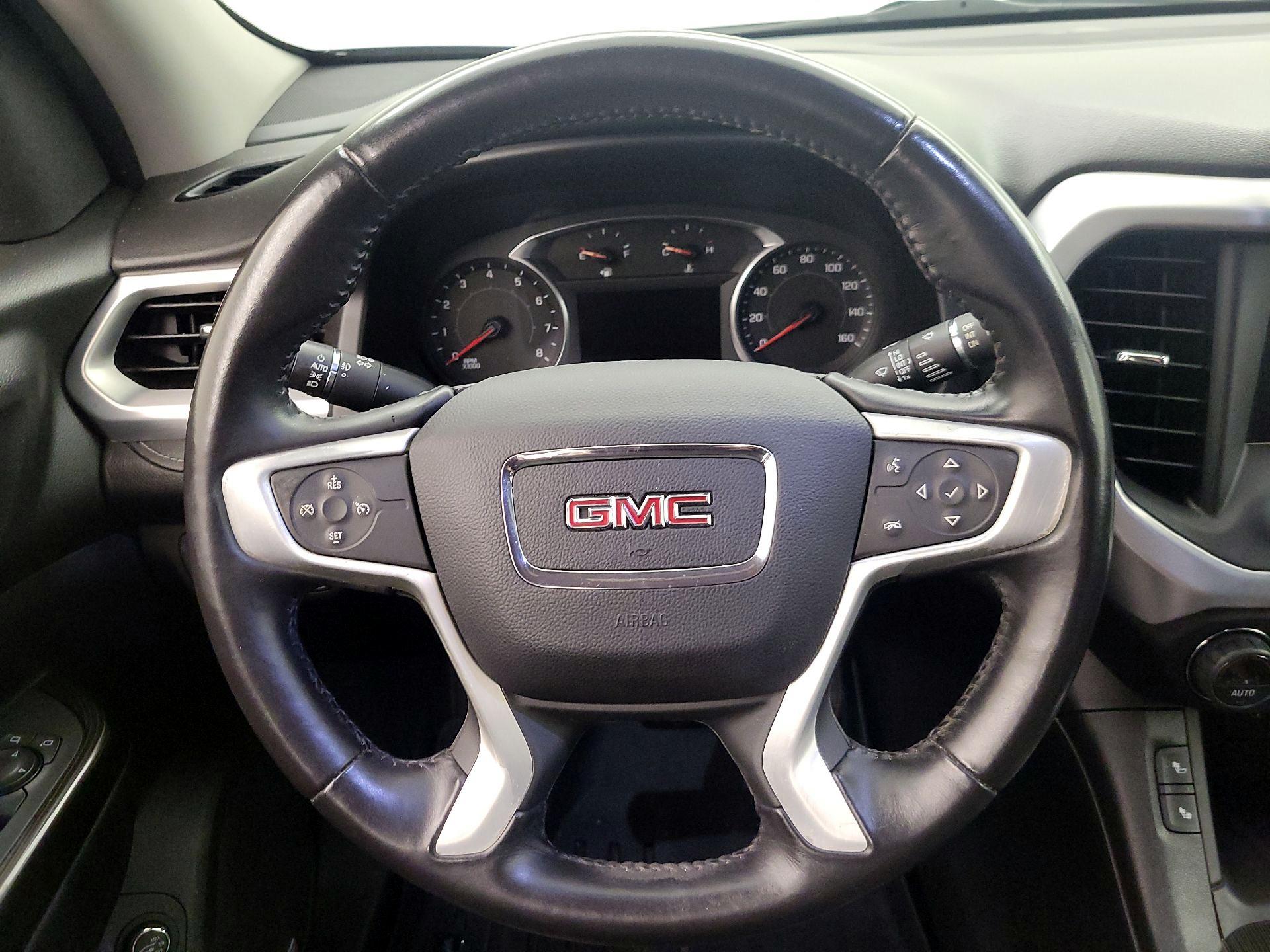 Thumbnail: 2017 GMC Acadia - 10